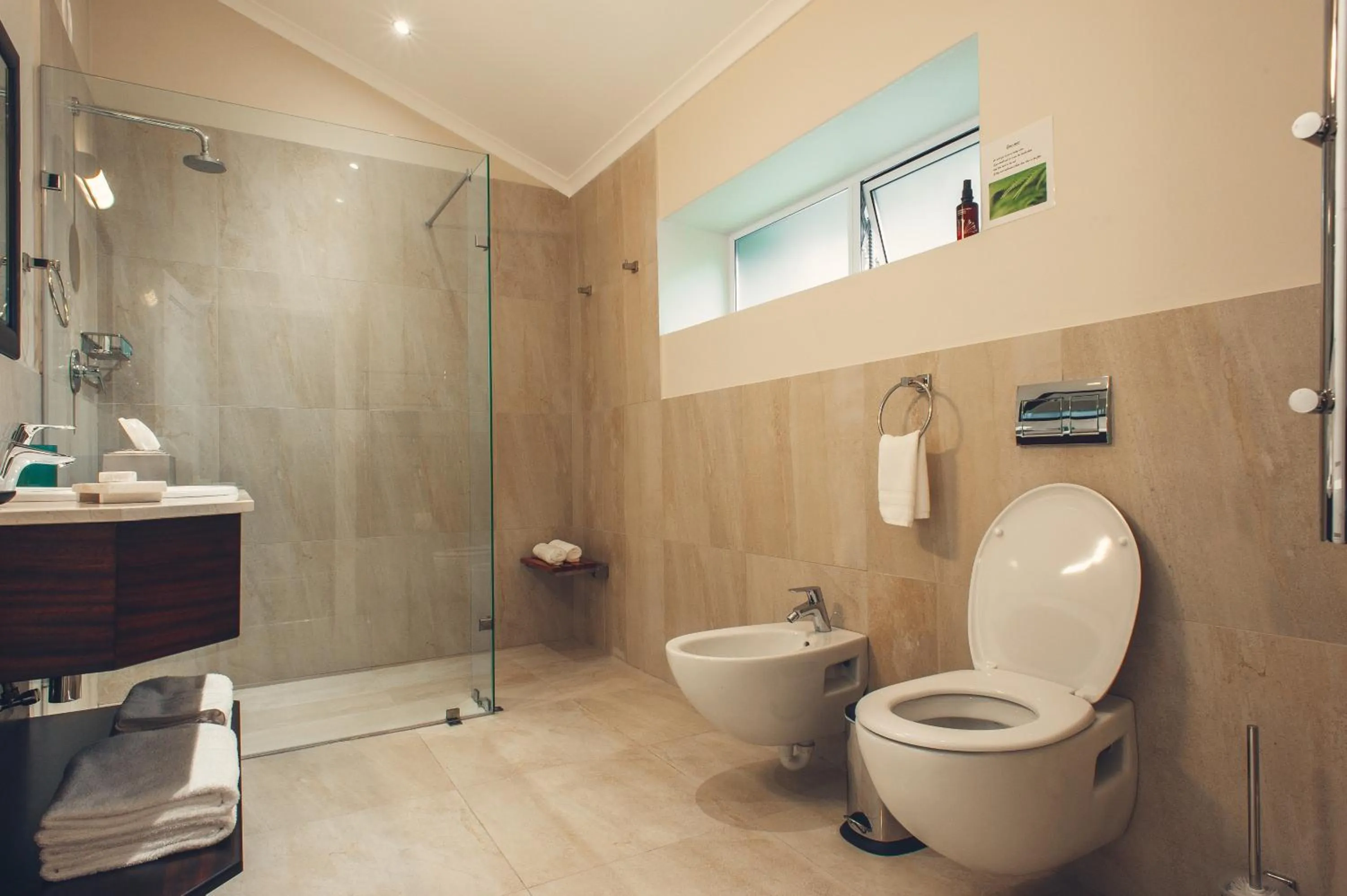 Bathroom in Clos Malverne Wine Estate