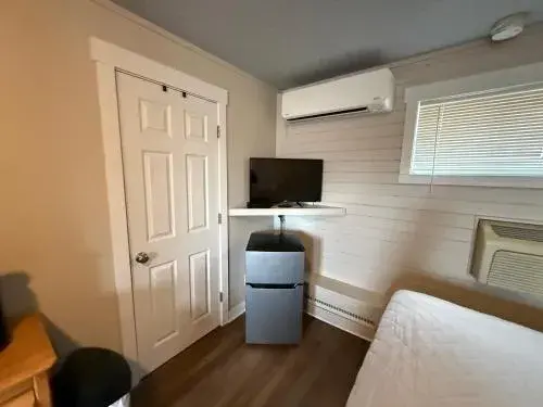 Standard Double Room in Rustic Inn Standard Double Room in Rustic Inn