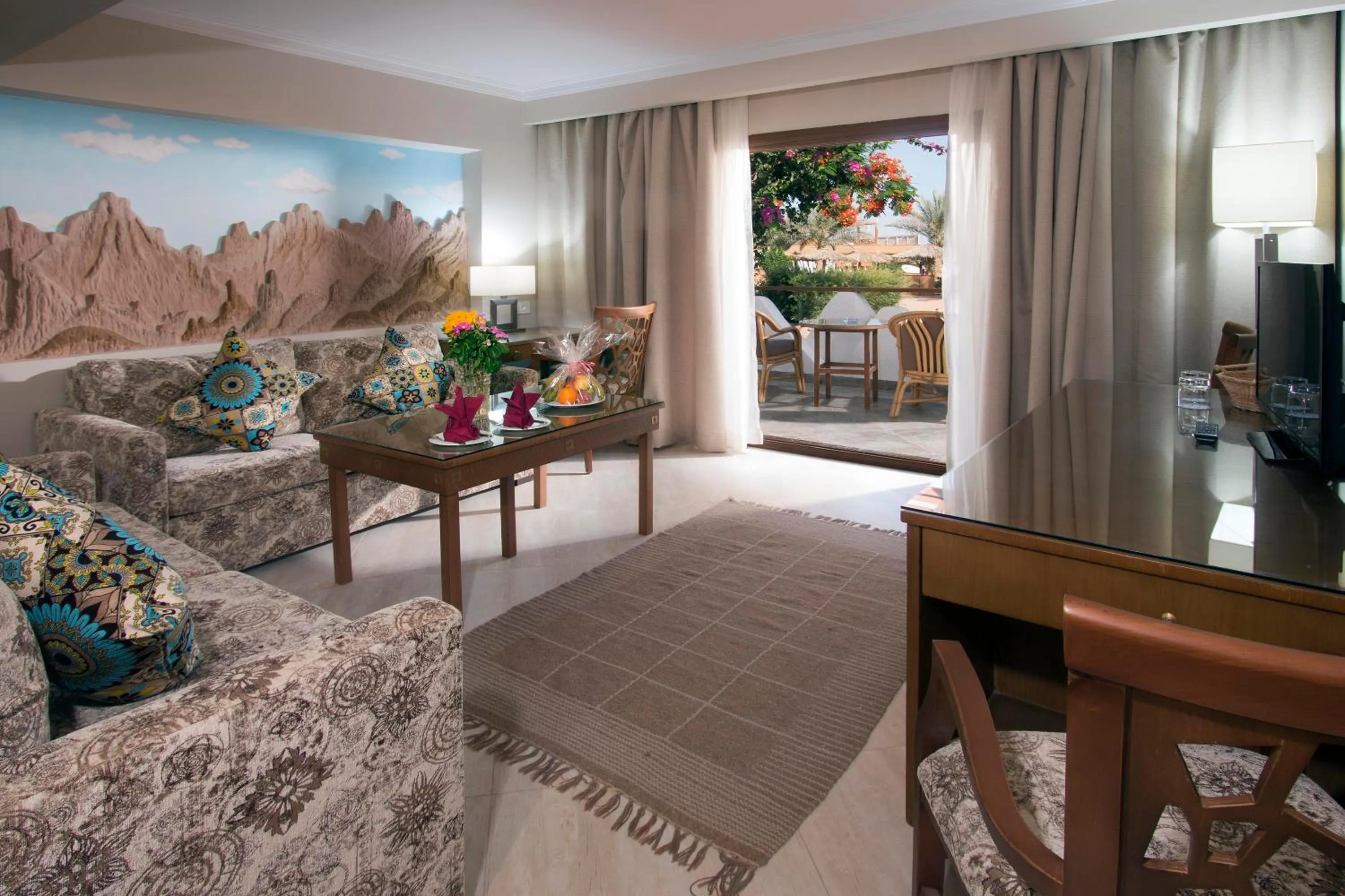 Living room, Bed in Swiss Inn Resort Dahab