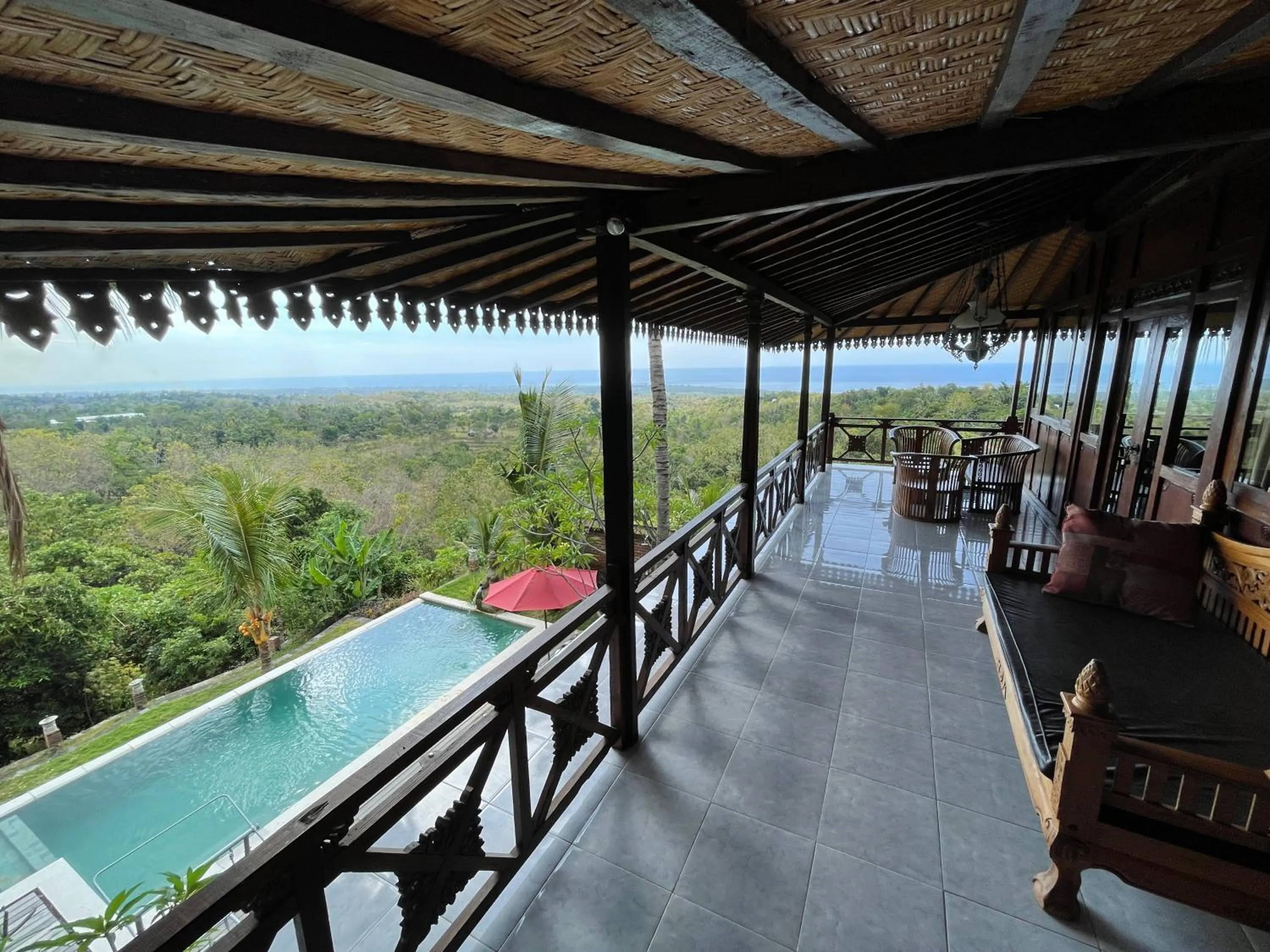 Balcony/Terrace in Villa Bantes mps