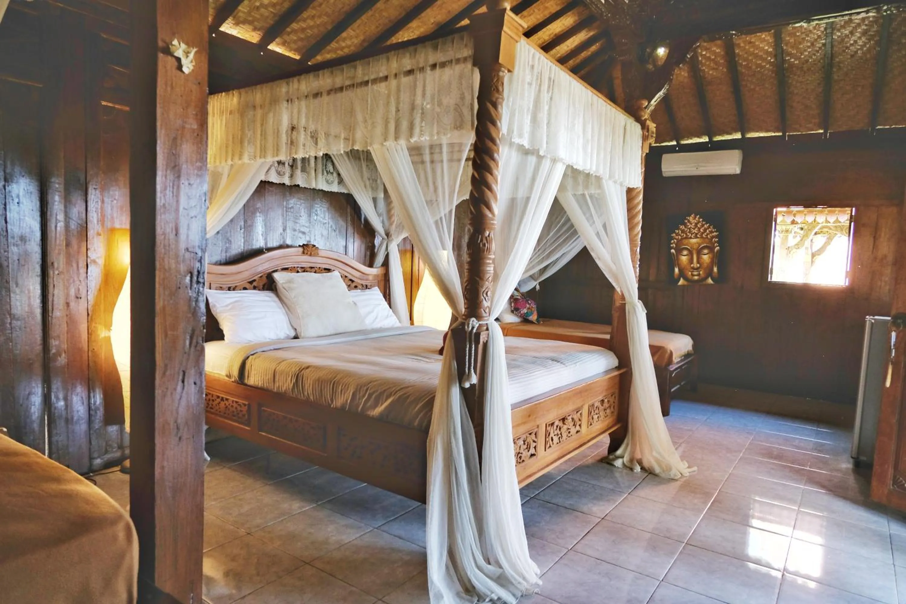 Bed in Villa Bantes mps