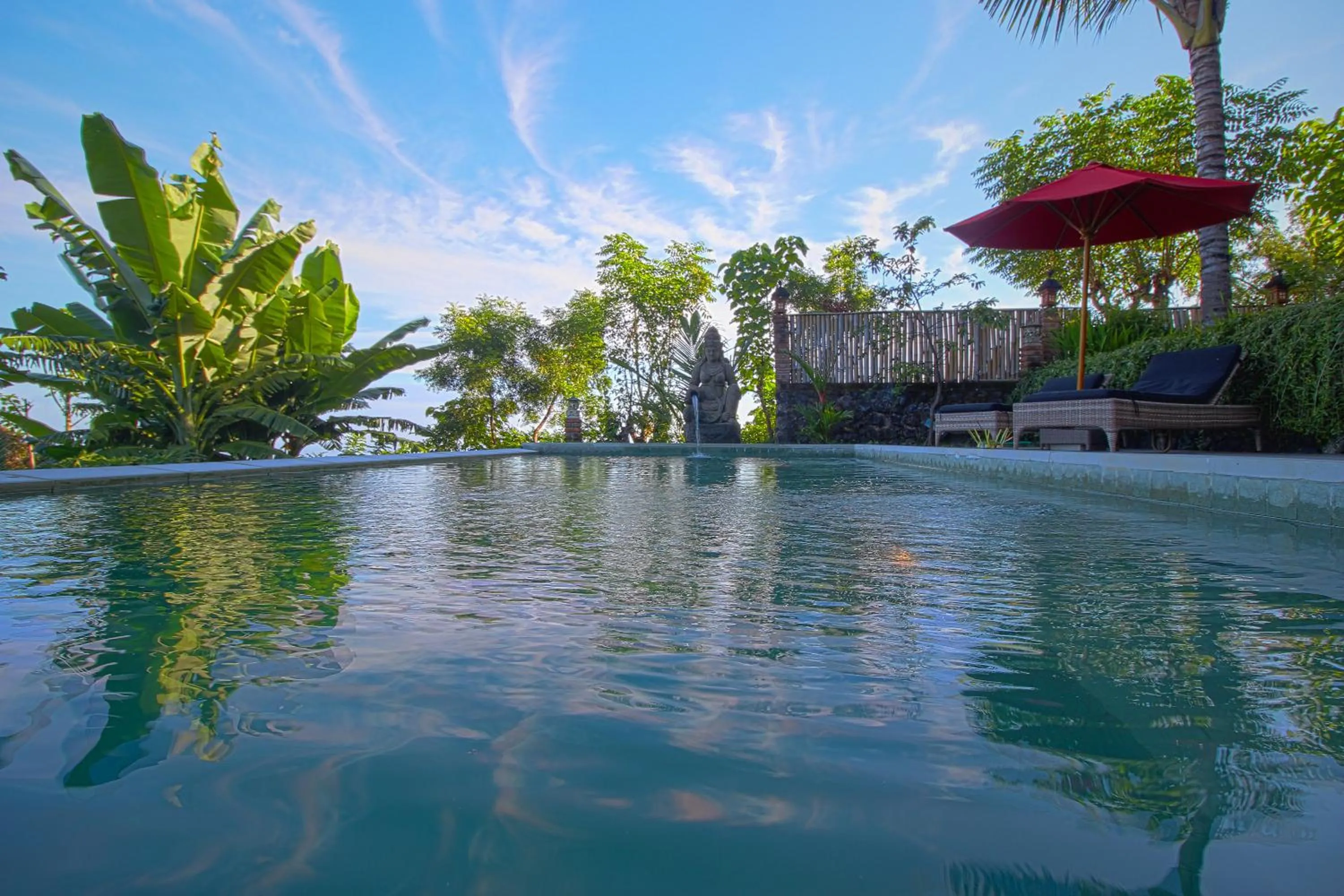 Swimming pool in Villa Bantes mps