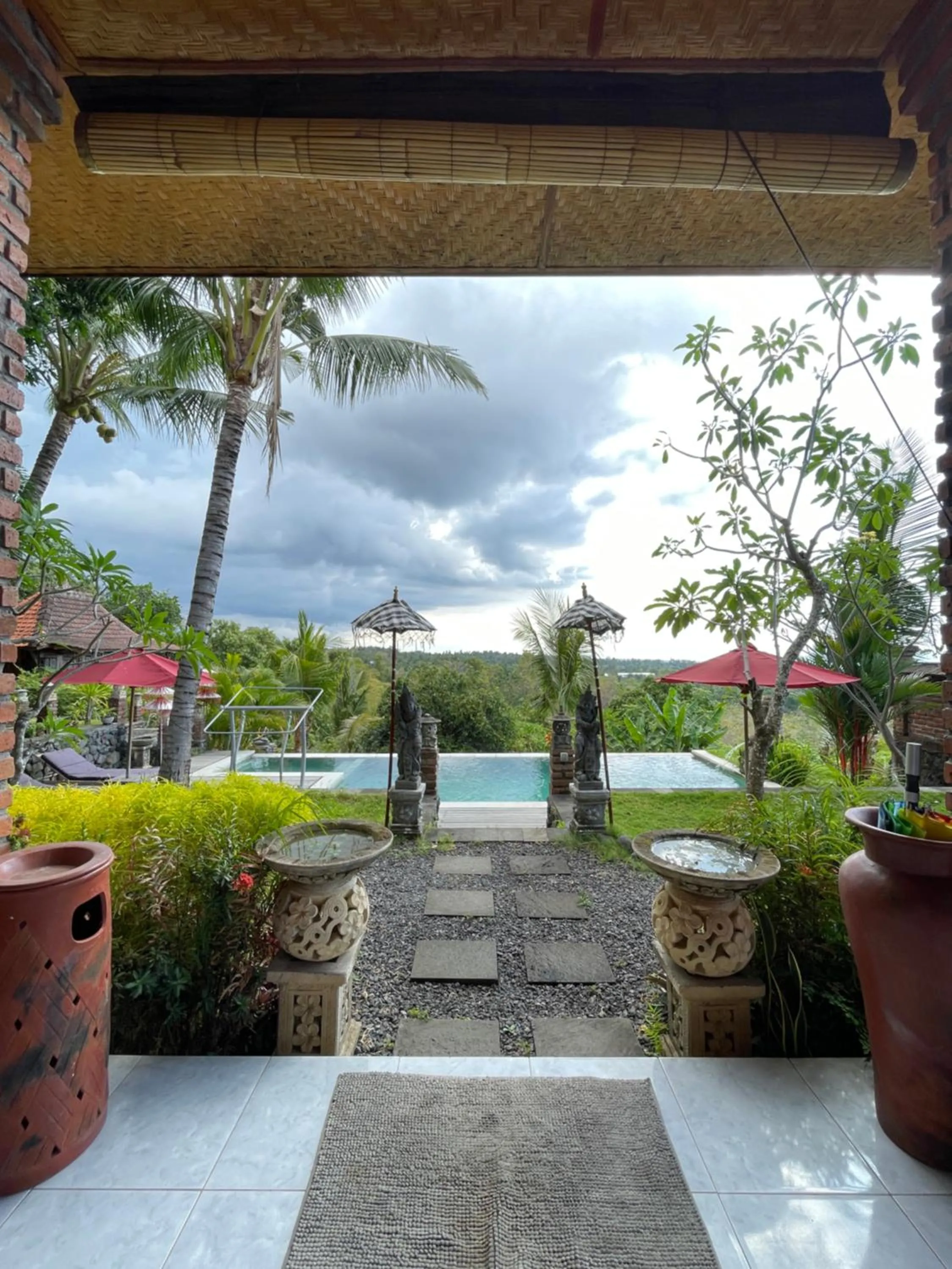 Swimming pool in Villa Bantes mps