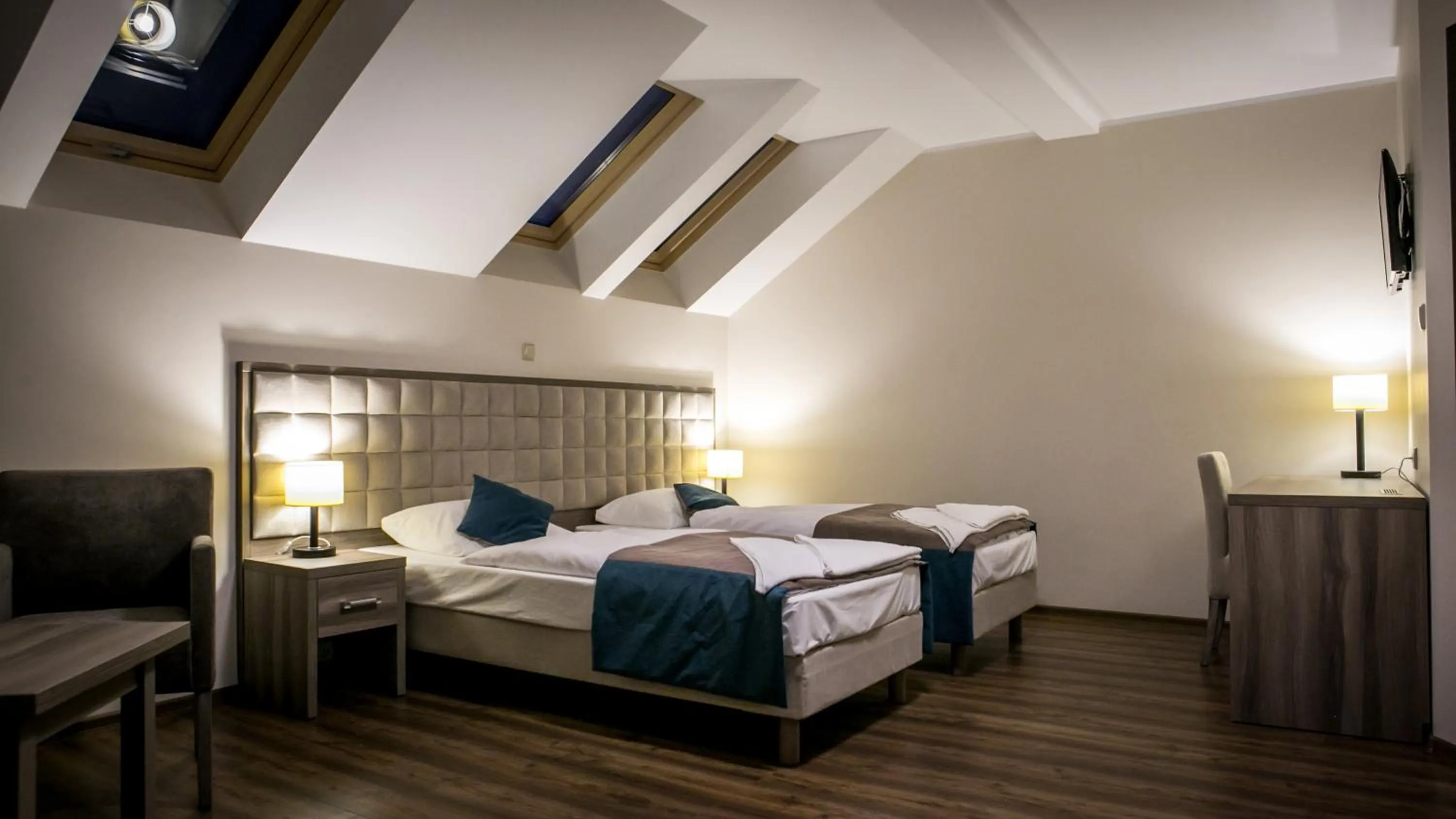 Living room, Bed in Zajazd Pod Borem