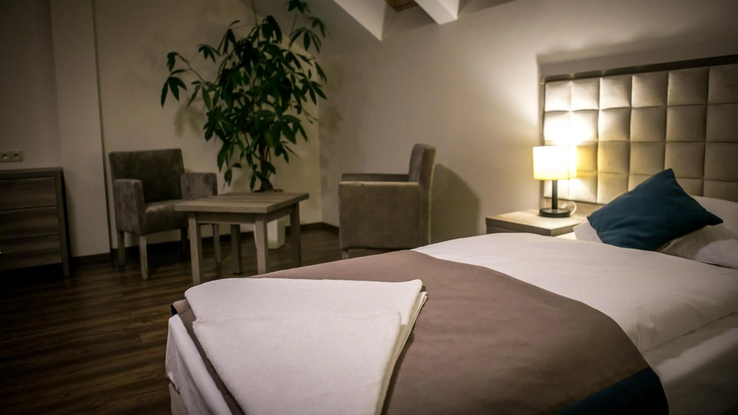 Photo of the whole room, Bed in Zajazd Pod Borem