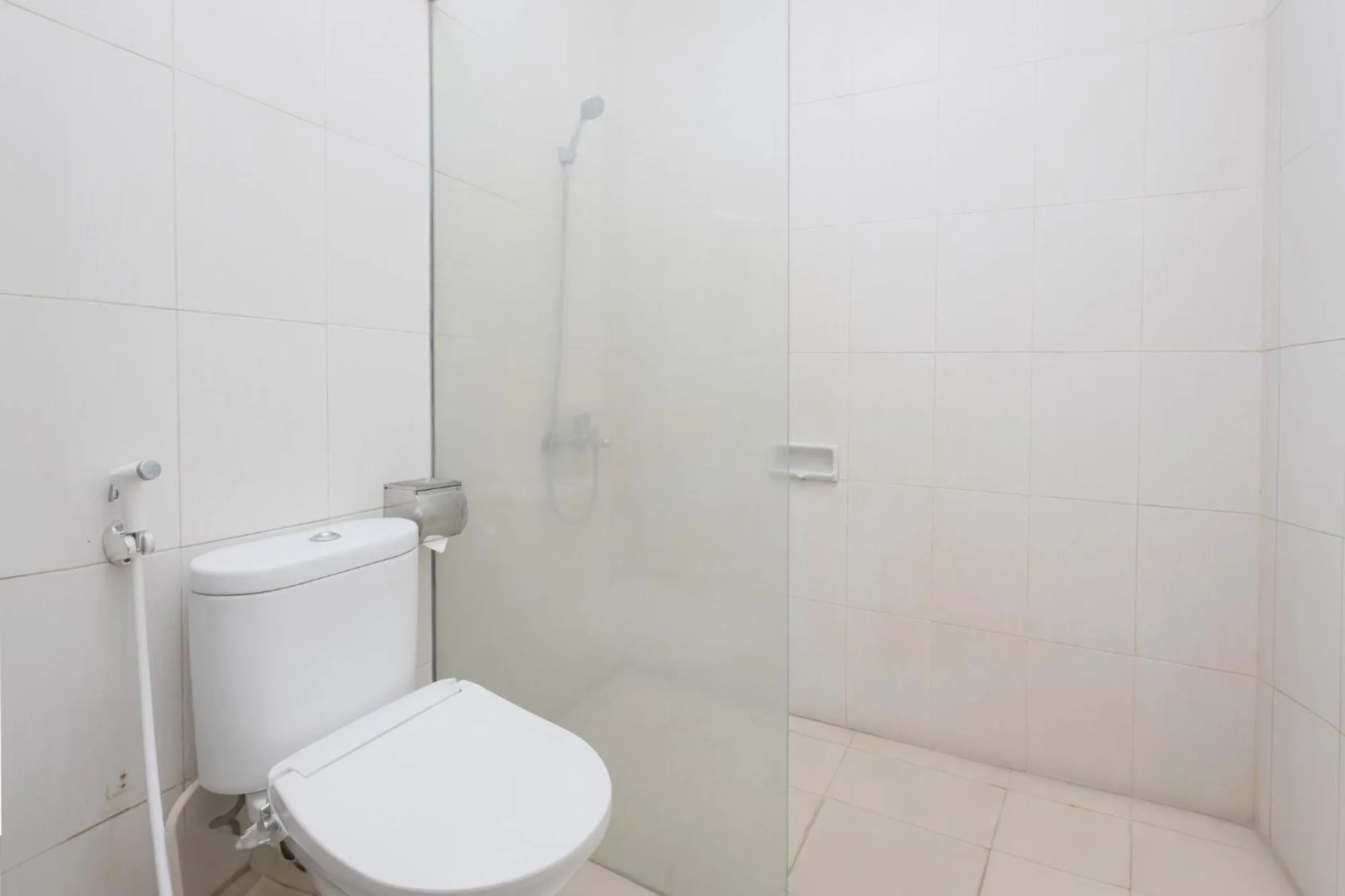 Bathroom in Cengkareng Transit Hotel