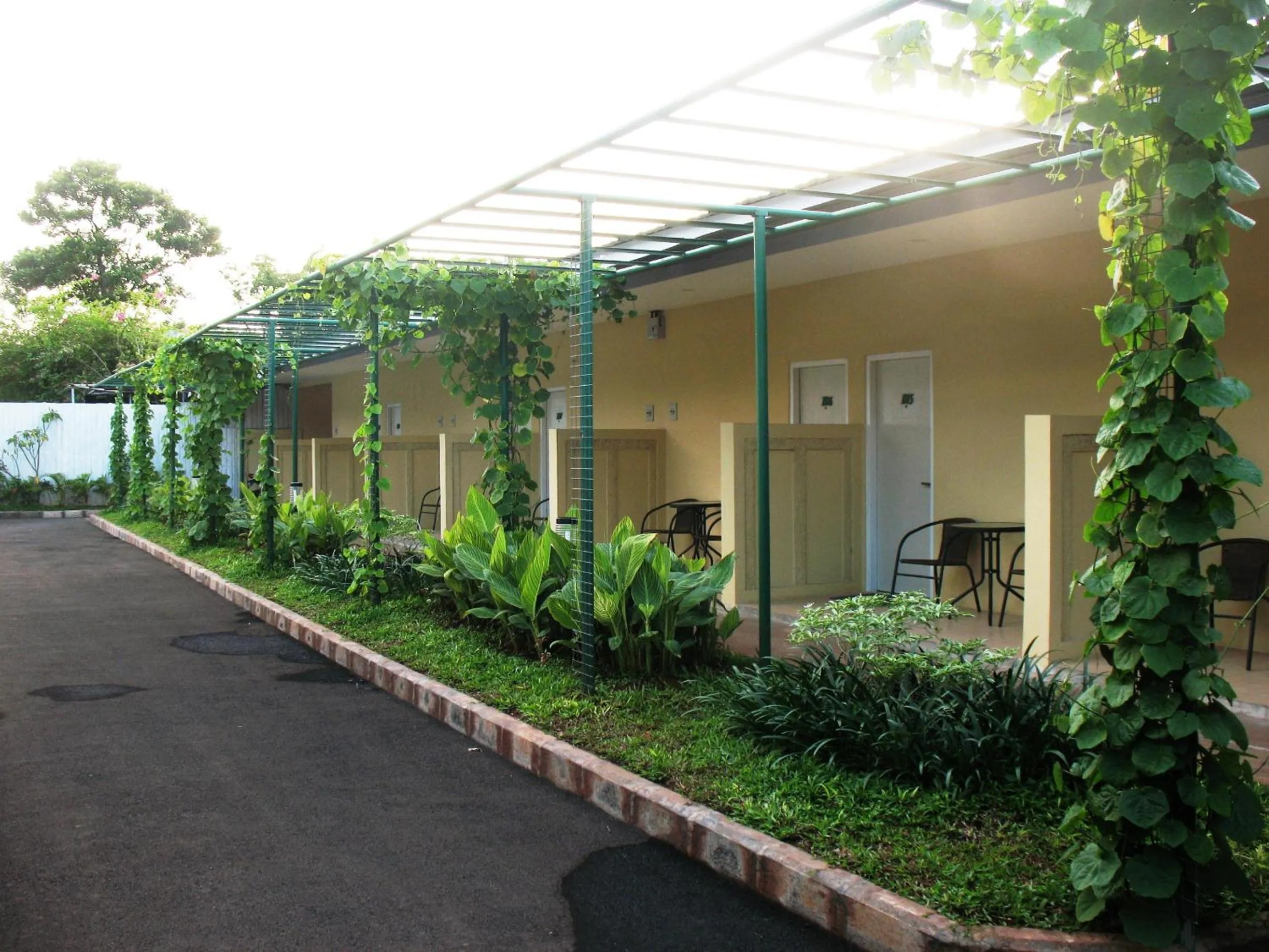 Property building in Cengkareng Transit Hotel