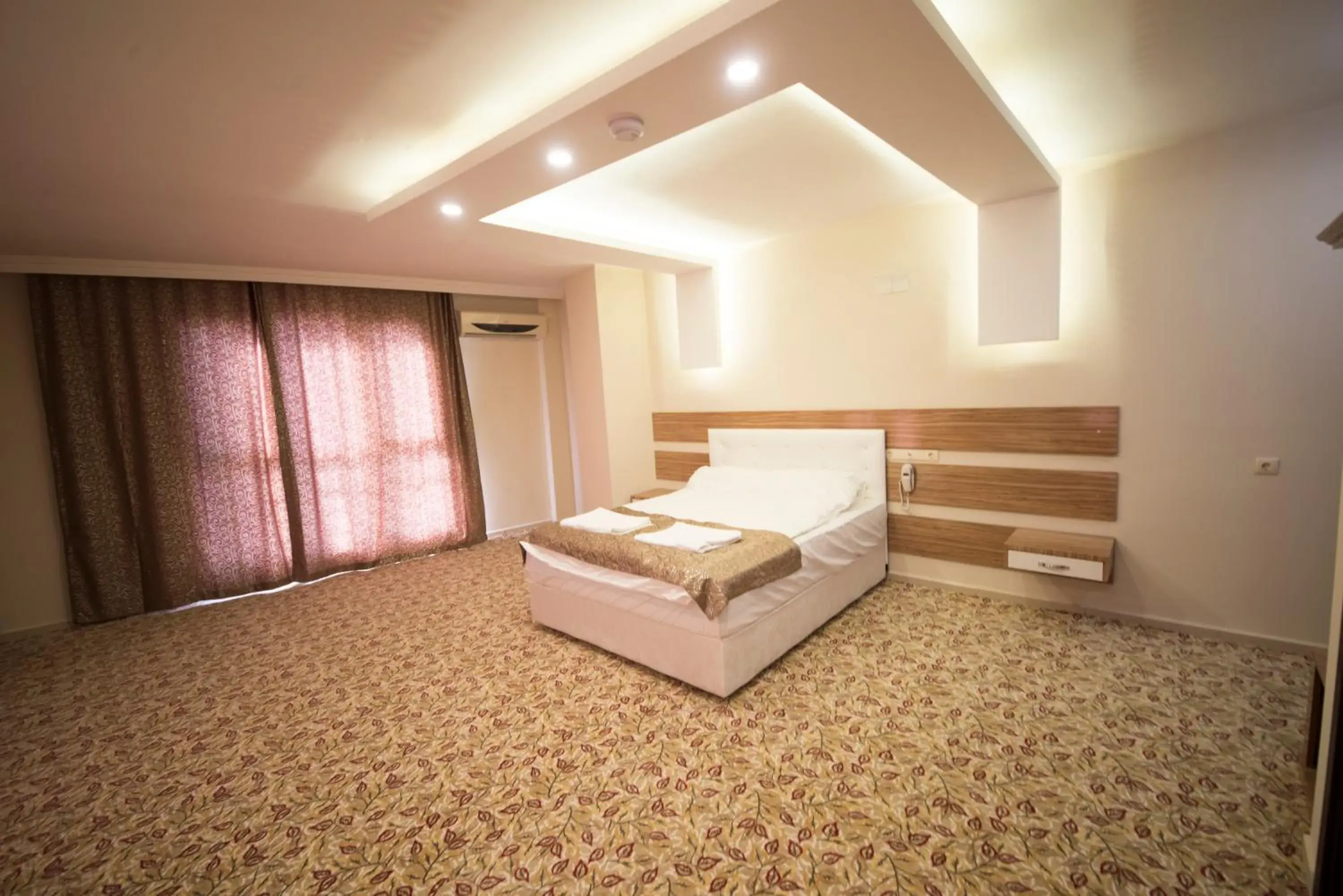 Large Twin Room - single occupancy in Osmaniye Hanedan Otel Large Twin Room - single occupancy in Osmaniye Hanedan Otel