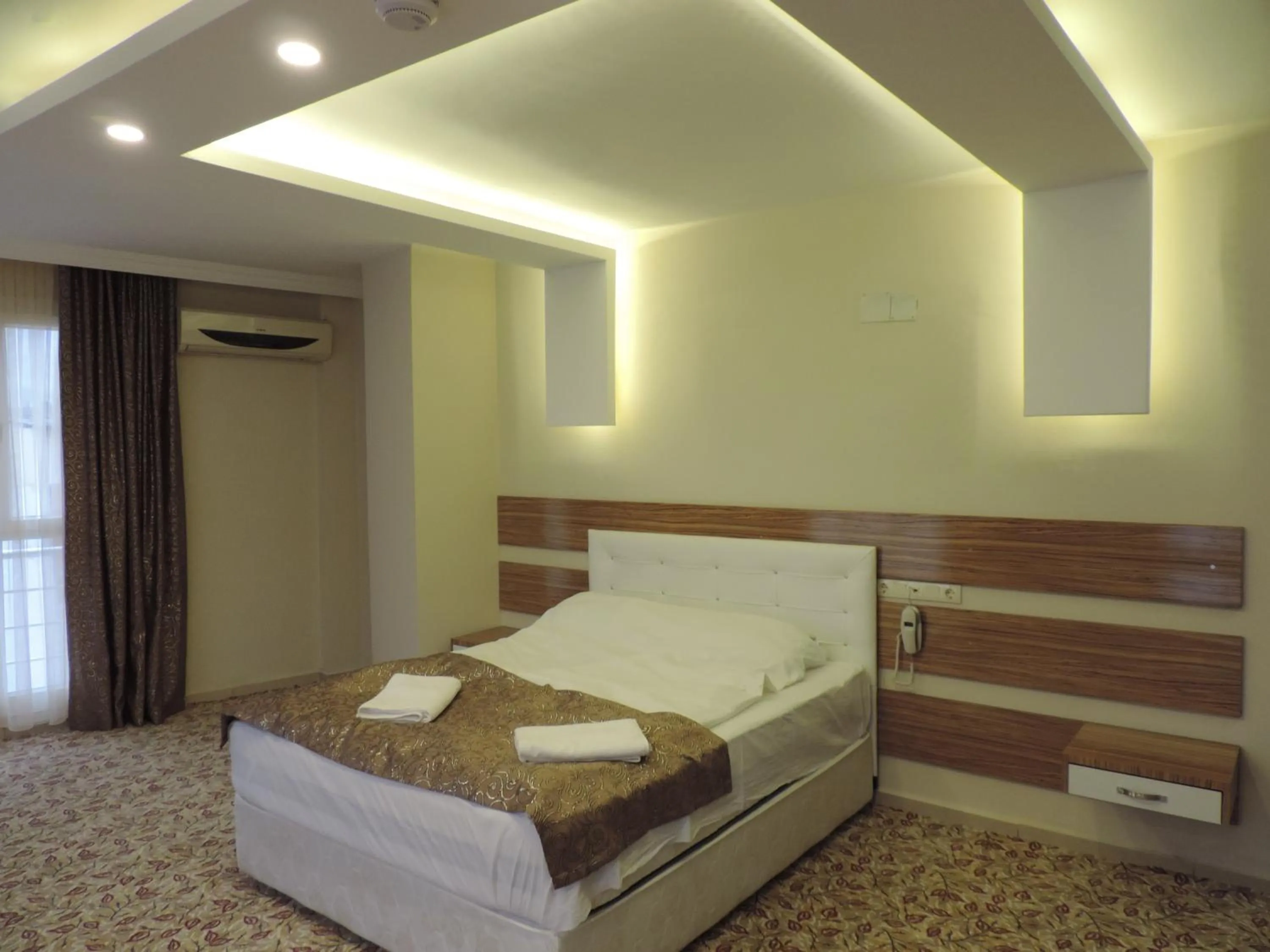 Decorative detail, Bed in Osmaniye Hanedan Otel