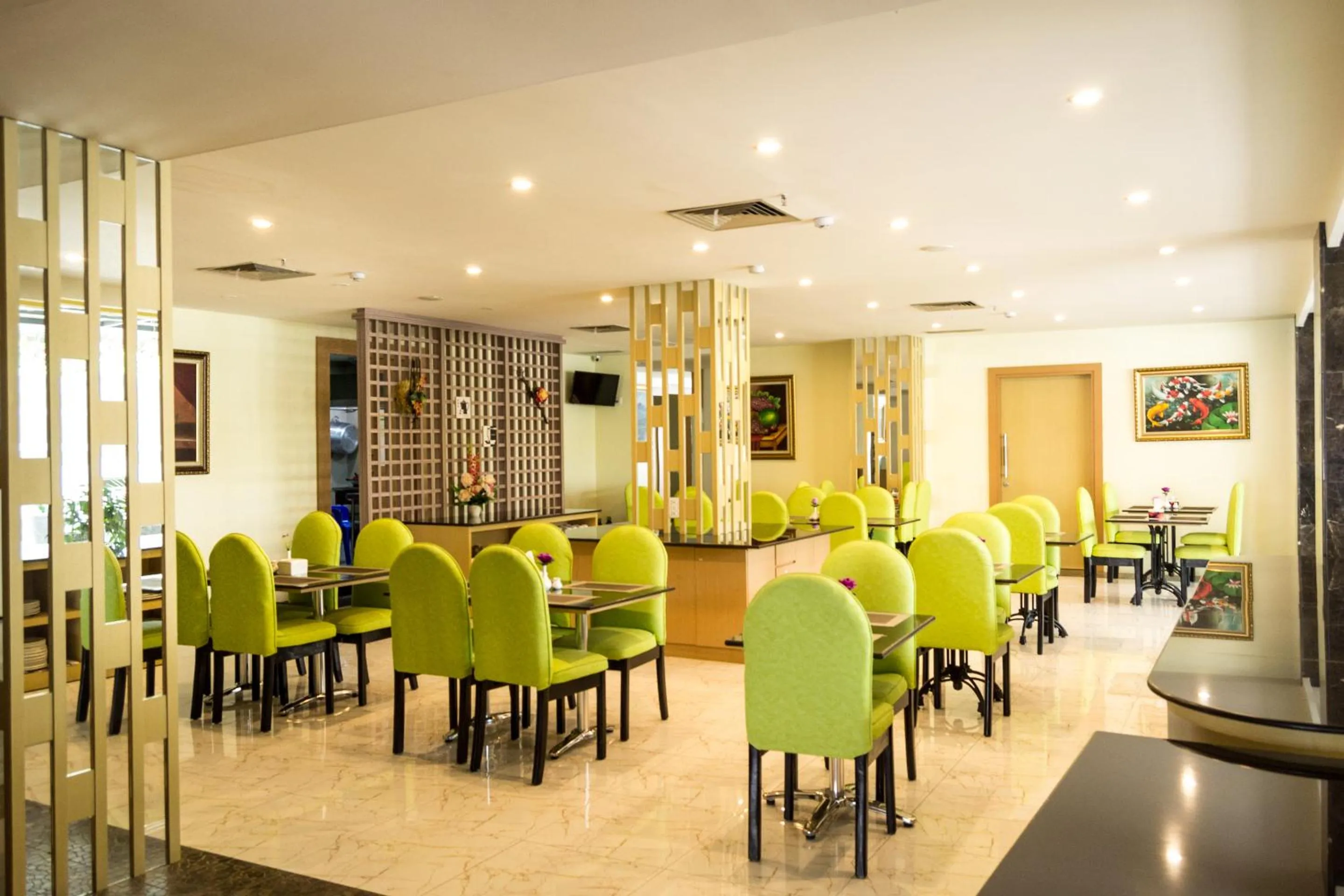 Restaurant/places to eat in D'Grande Hotel Batam