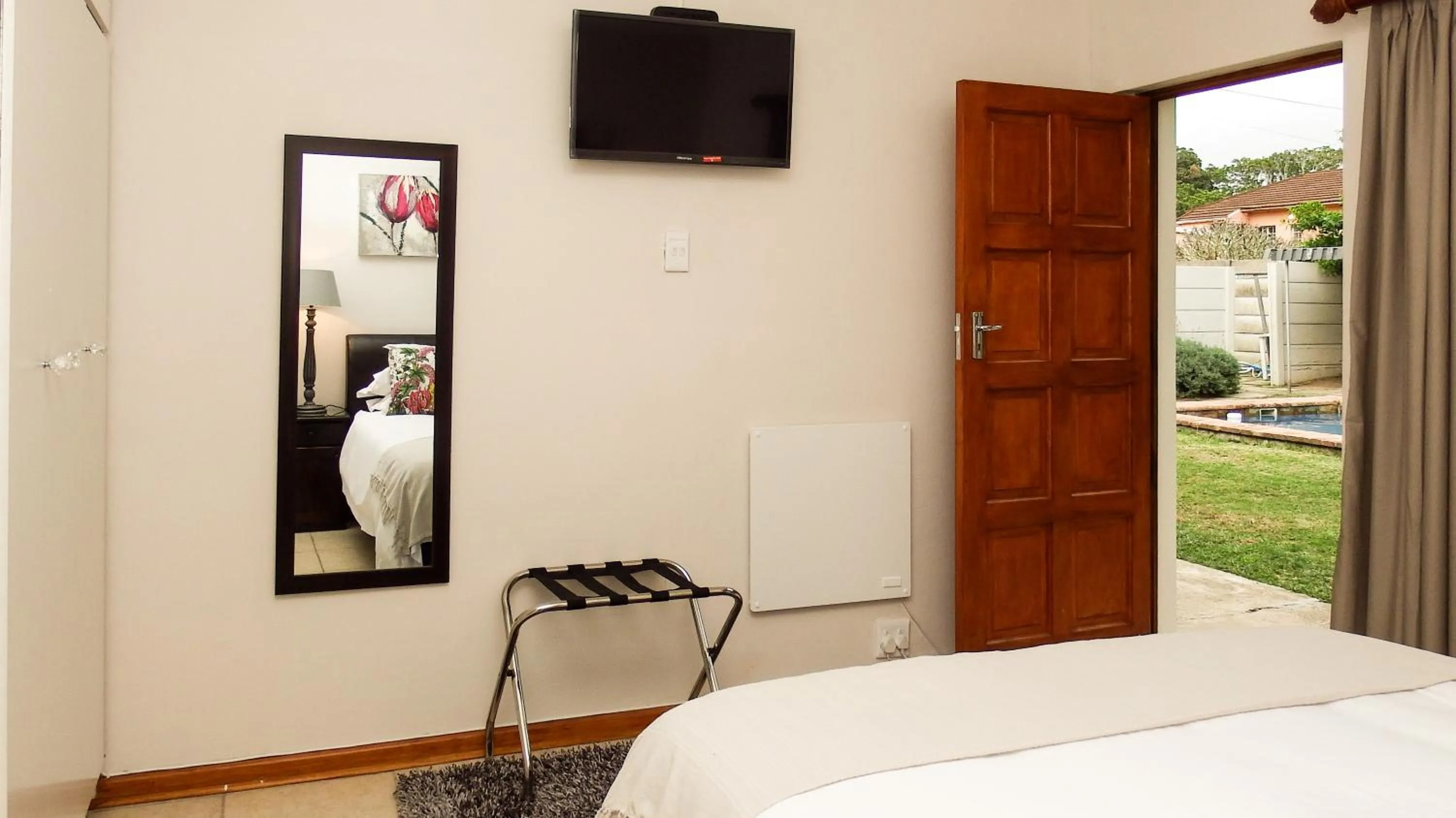 TV and multimedia, Bed in 39 On Nile Guest House