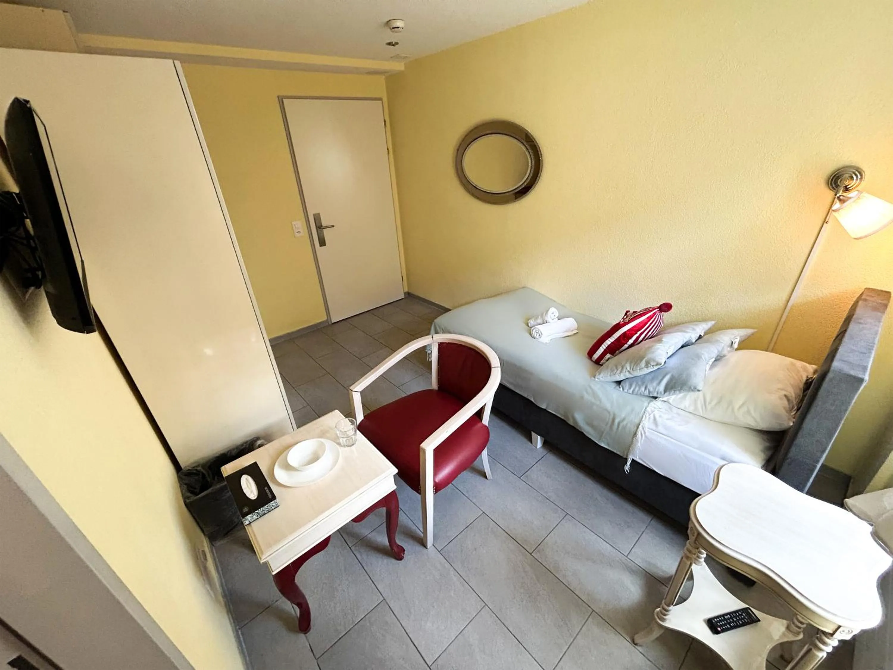 Bedroom, Bed in Gasthaus 210