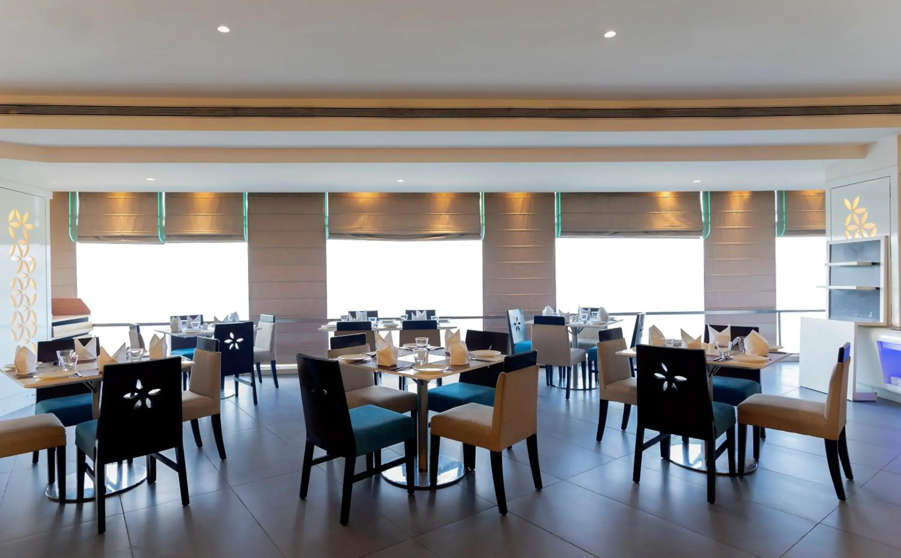 Restaurant/places to eat in Radisson Udaipur Restaurant/places to eat in Radisson Udaipur