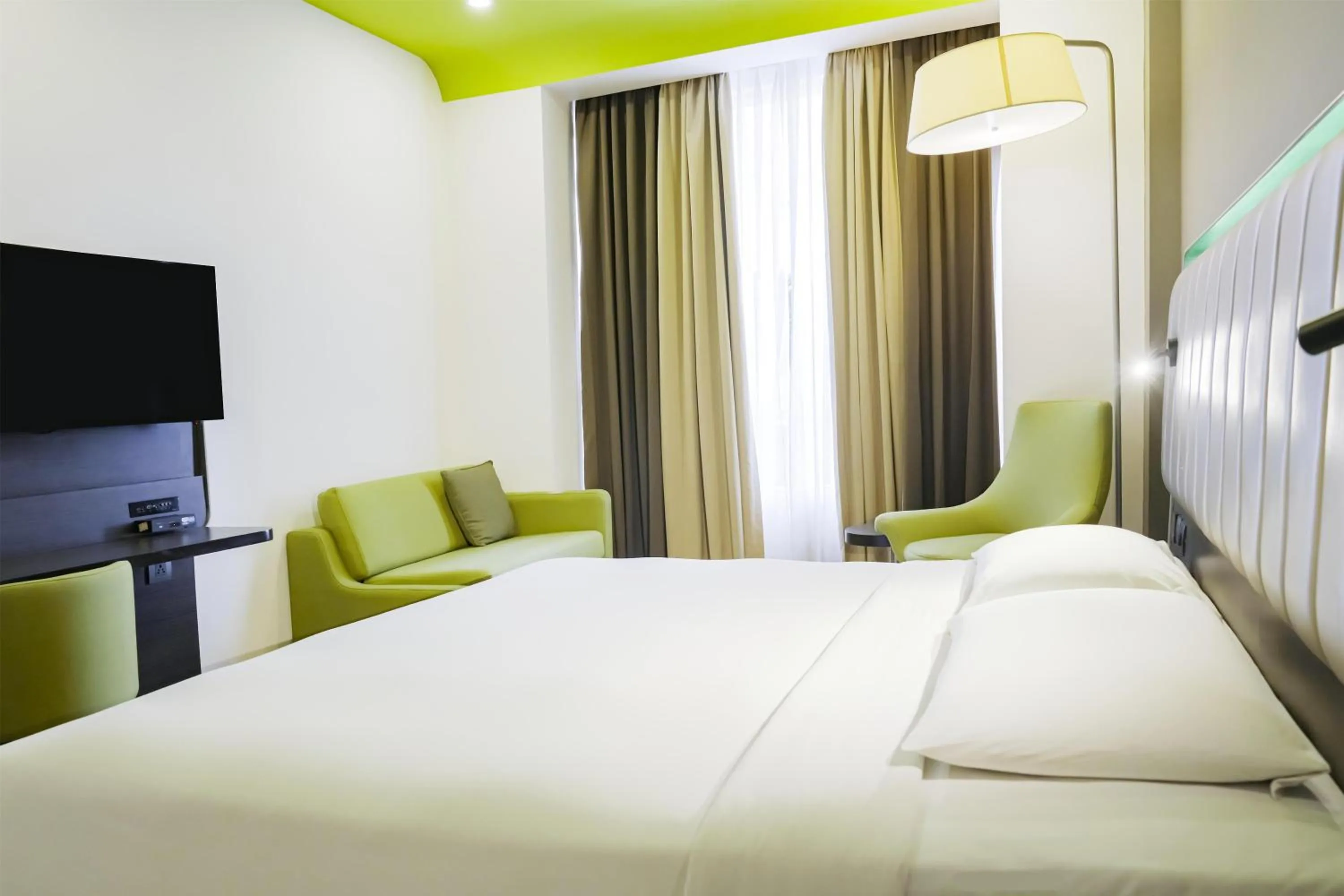 Bedroom, Bed in Park Inn By Radisson Amritsar Airport