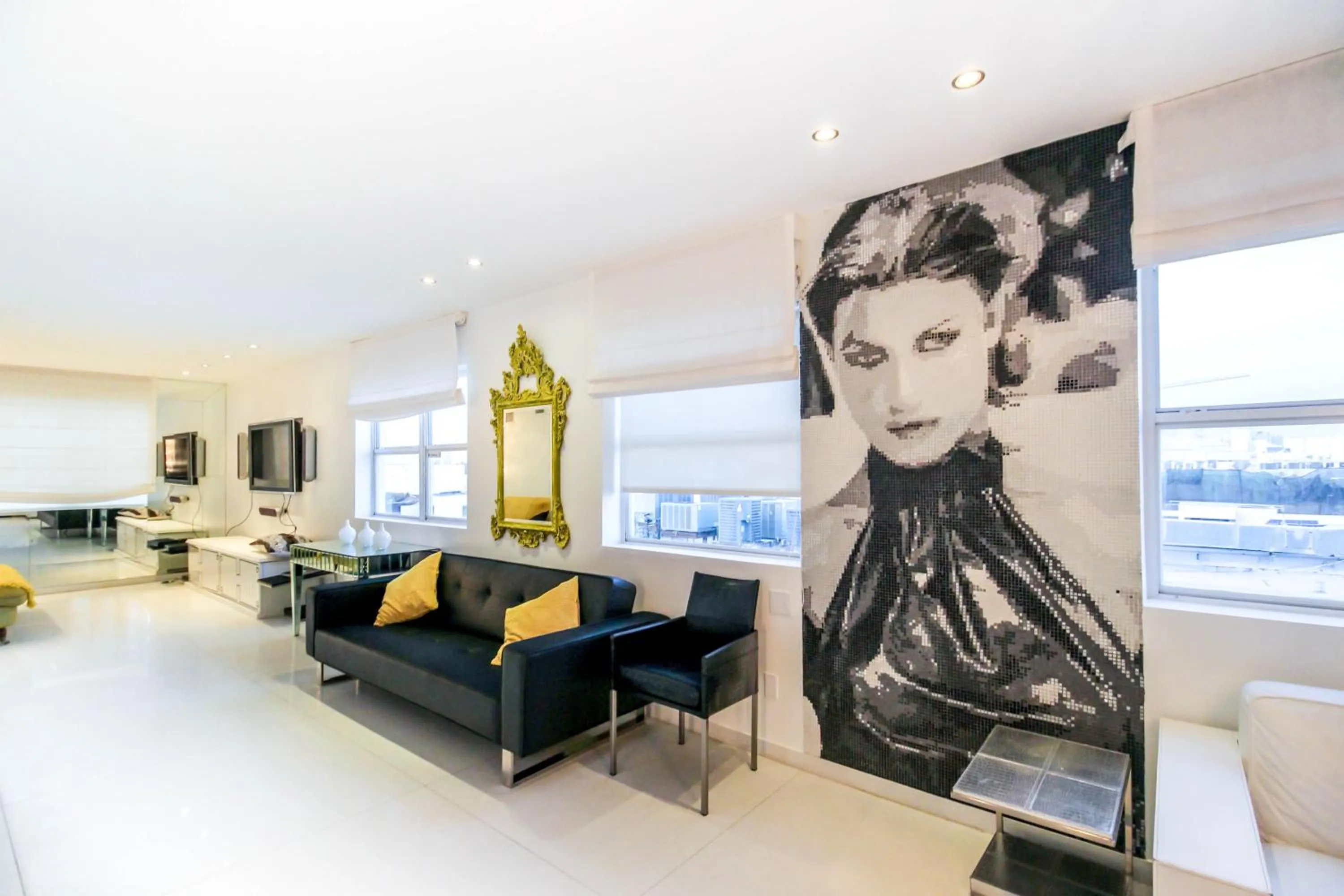 Seating area in Casa Grande Suites on Ocean Drive