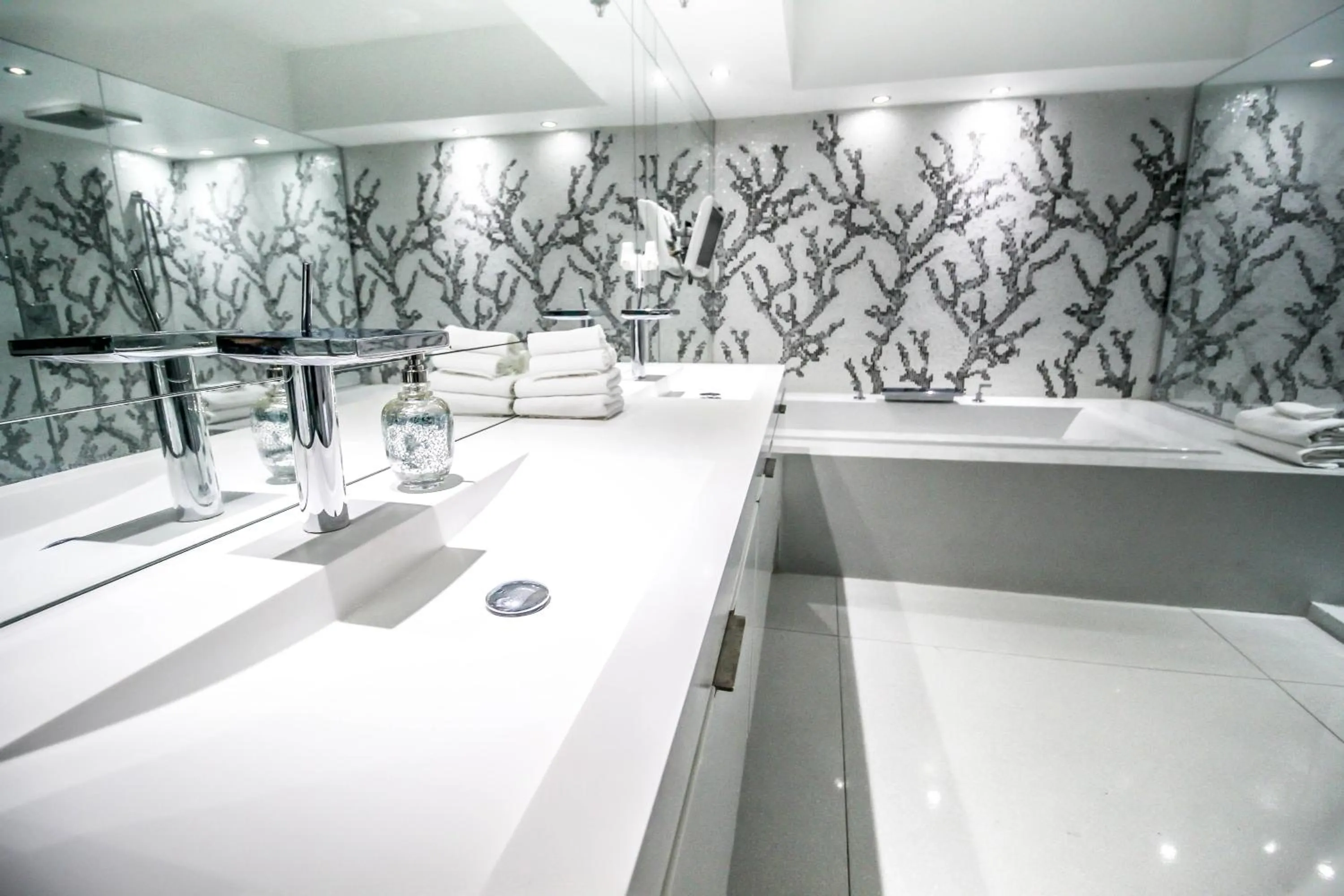 Bathroom in Casa Grande Suites on Ocean Drive