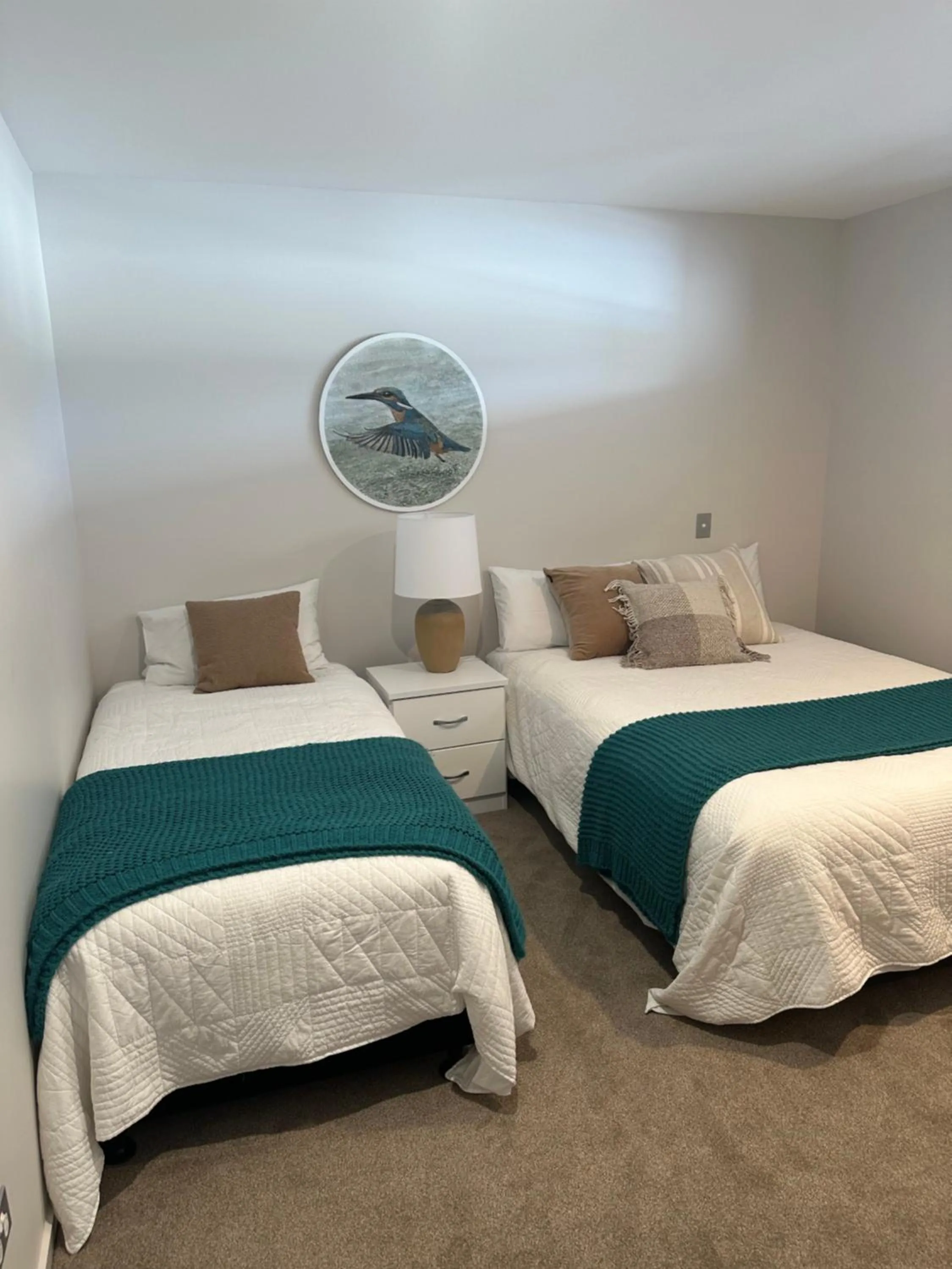 Bedroom, Bed in Picton Waterfront Apartments