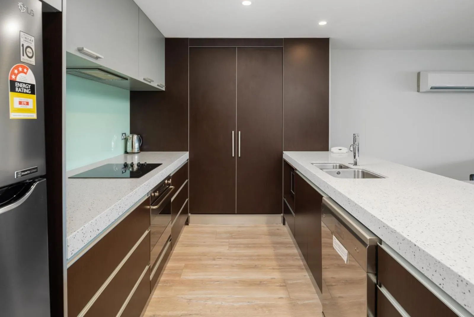 Kitchen or kitchenette in Picton Waterfront Apartments