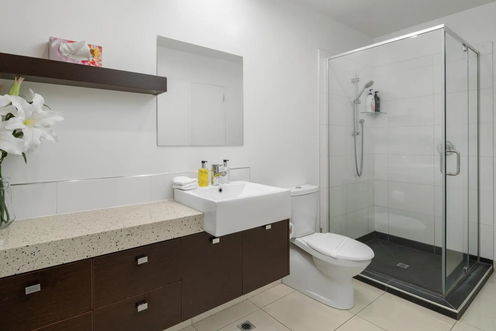 Shower in Picton Waterfront Apartments