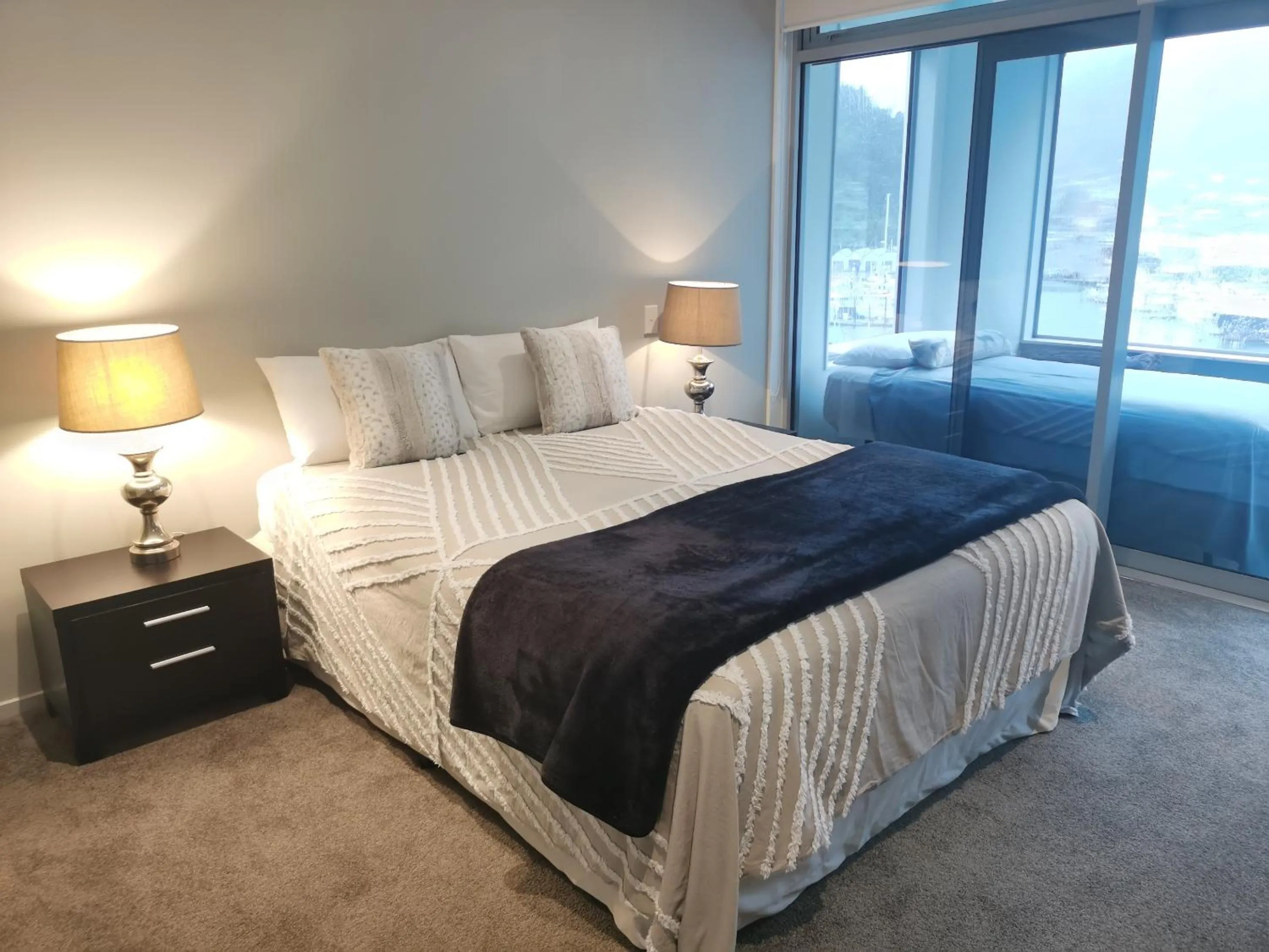 Bedroom, Bed in Picton Waterfront Apartments