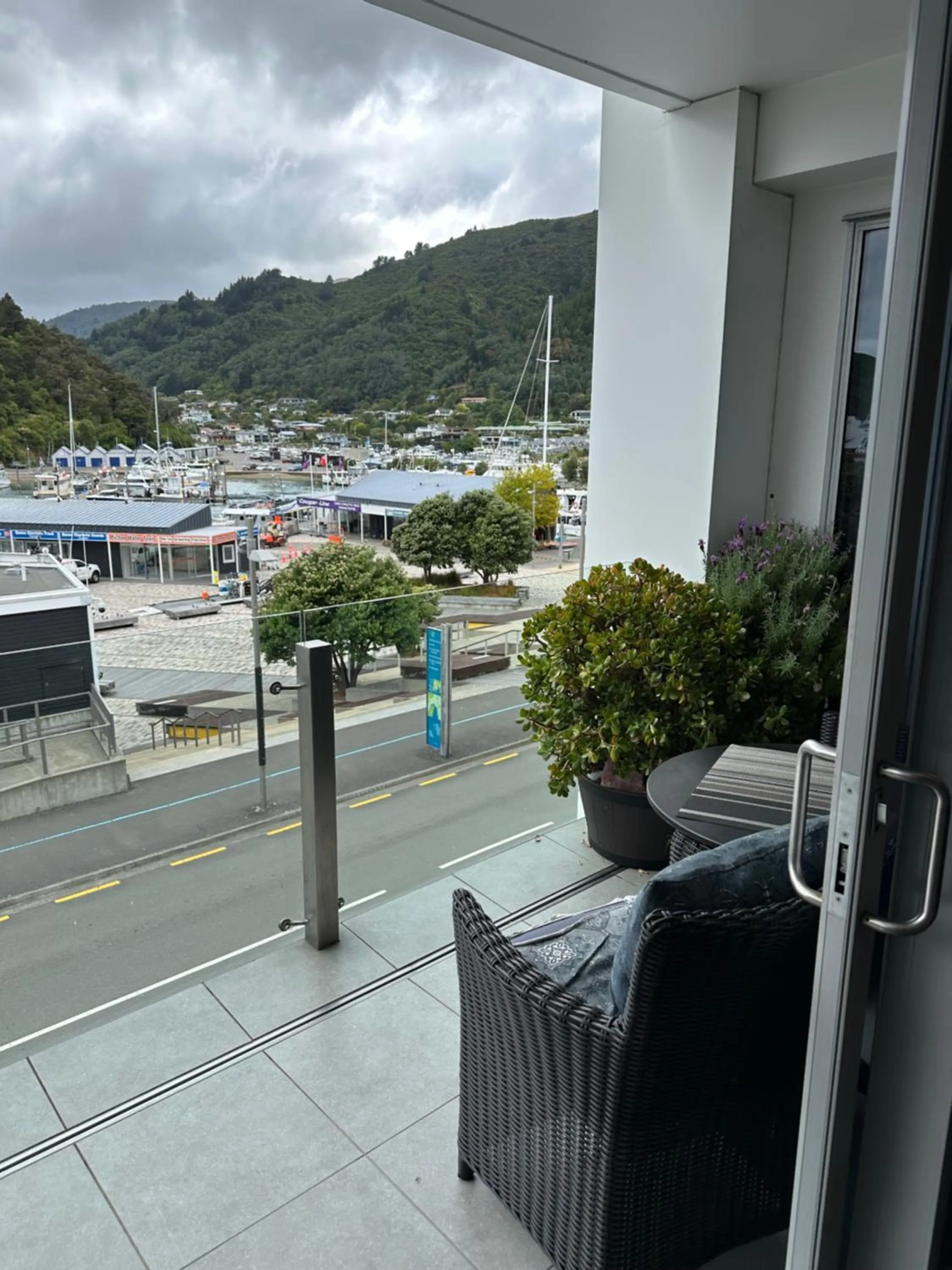 Balcony/Terrace in Picton Waterfront Apartments
