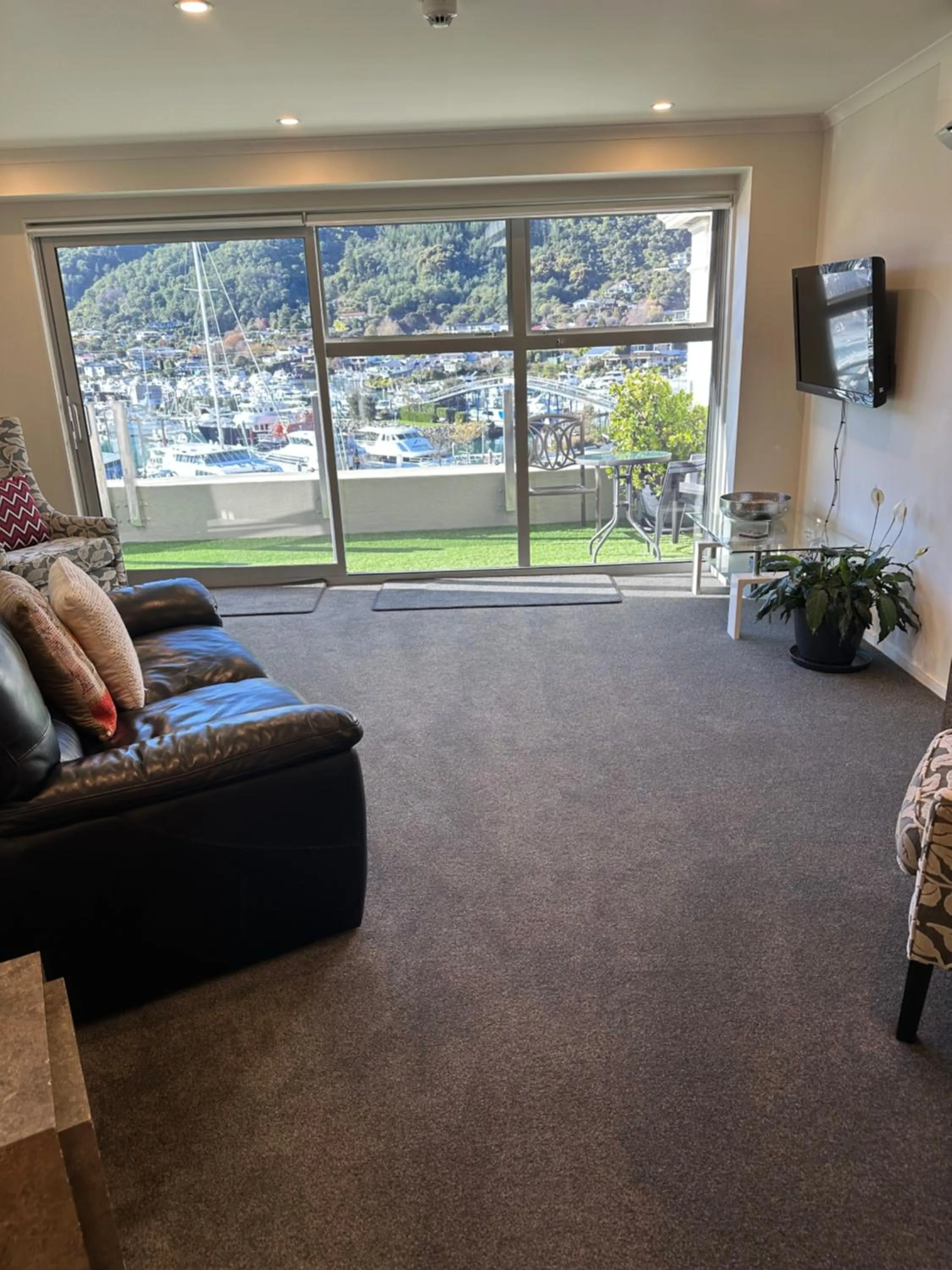 Living room in Picton Waterfront Apartments