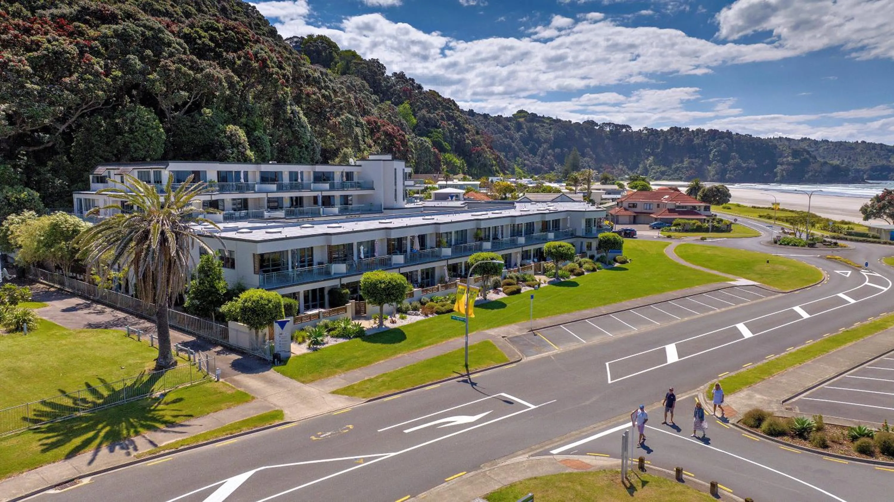 Property building in Beachpoint Apartments