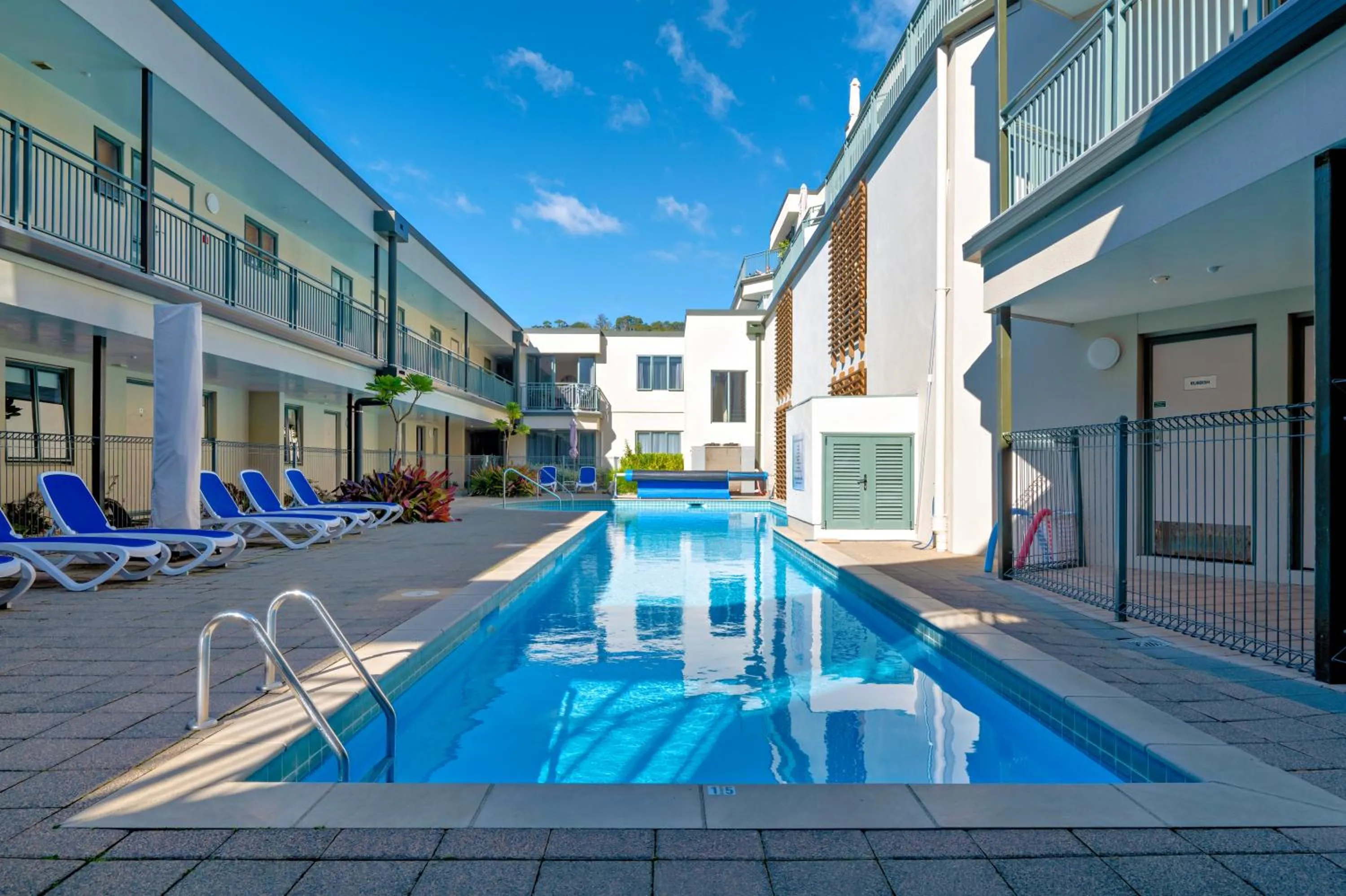 Swimming pool in Beachpoint Apartments