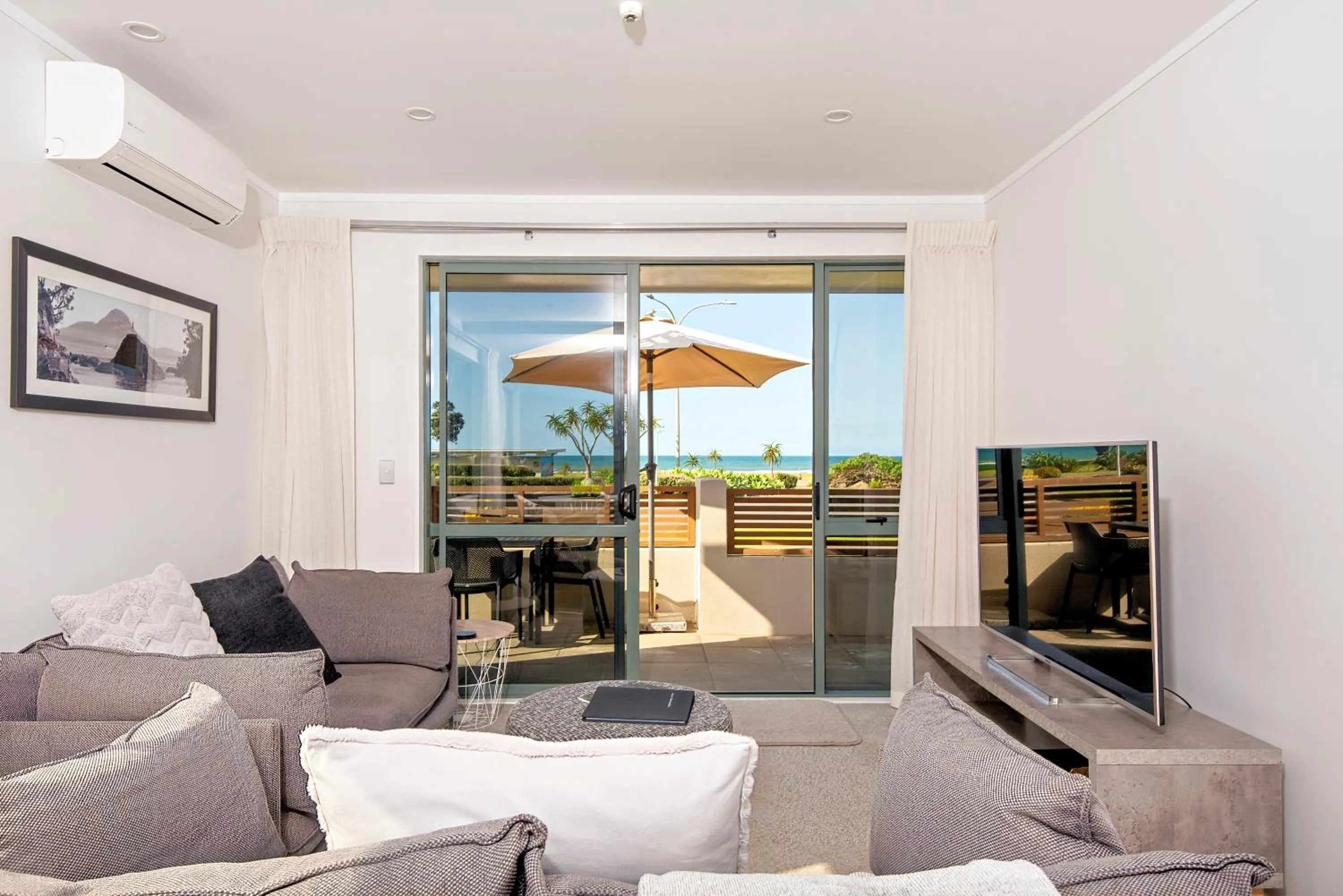 Living room in Beachpoint Apartments