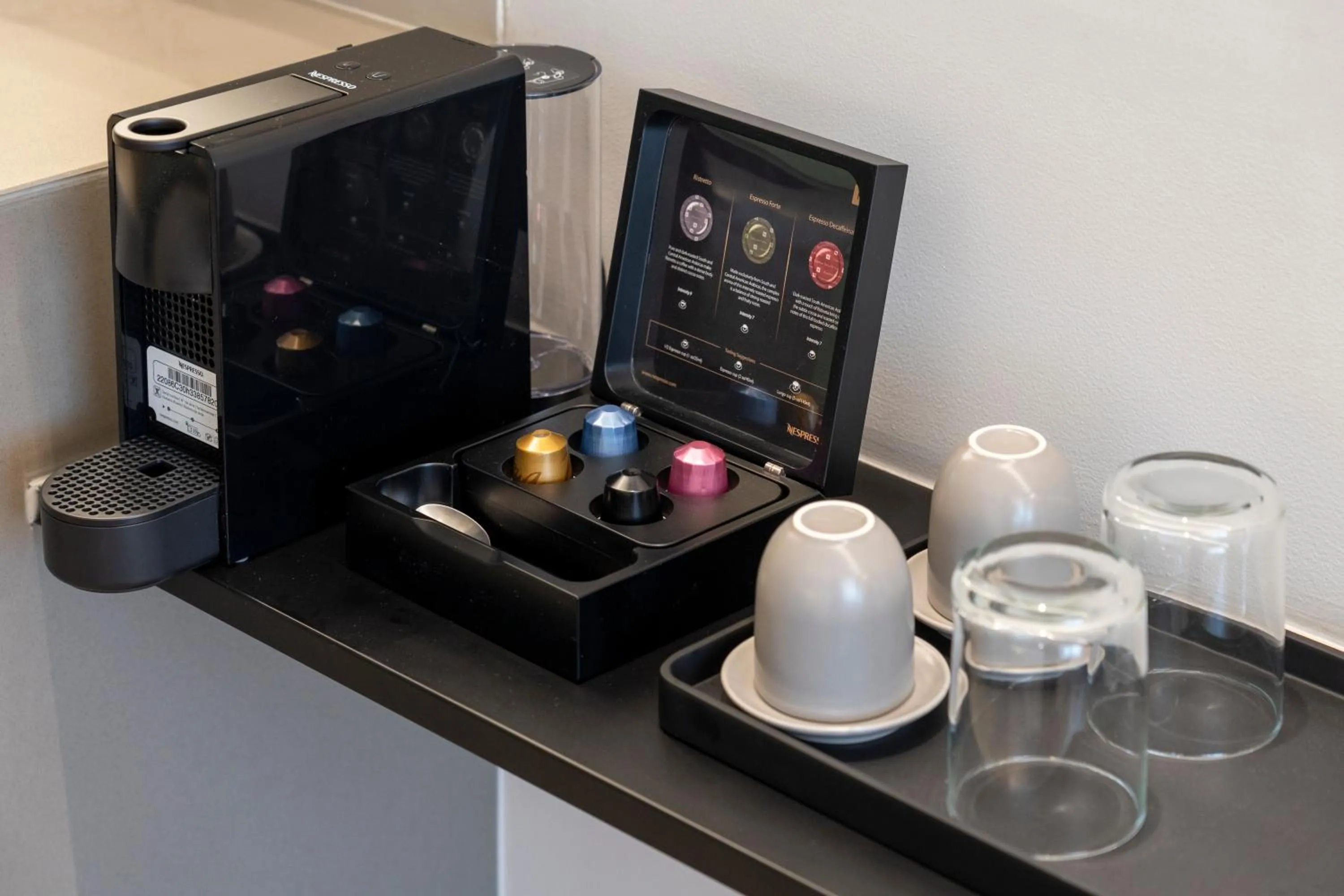 Coffee/tea facilities in Maison Hotel Bangkok