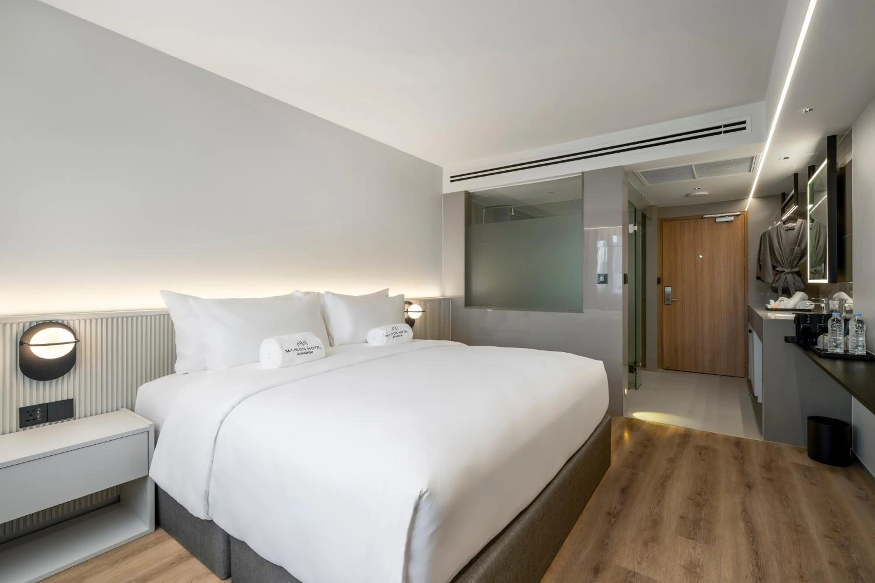 Bedroom, Bed in Maison Hotel Bangkok