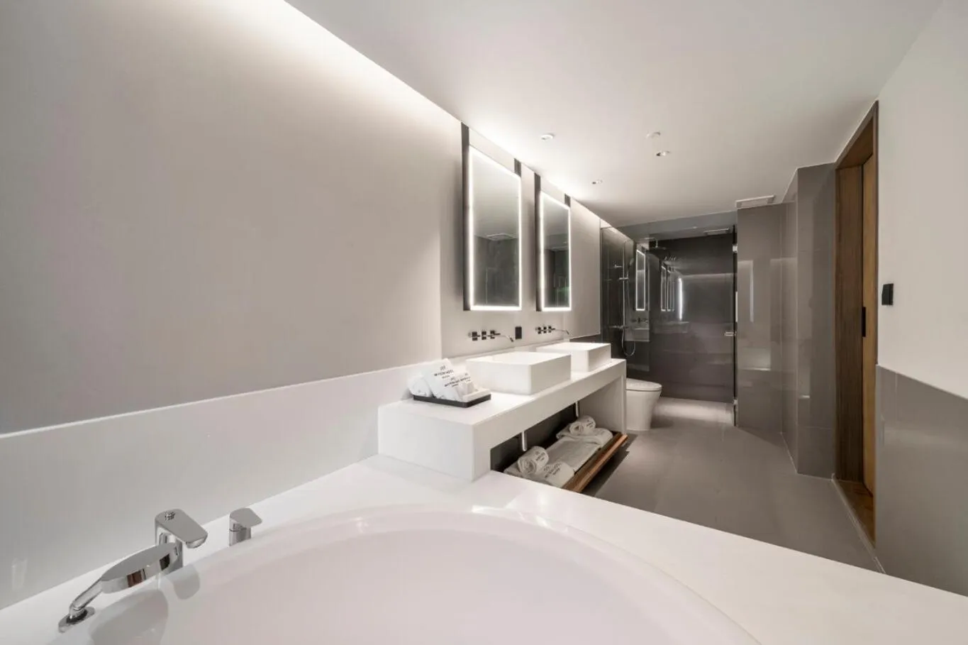 Hot Tub, Bed in Maison Hotel Bangkok