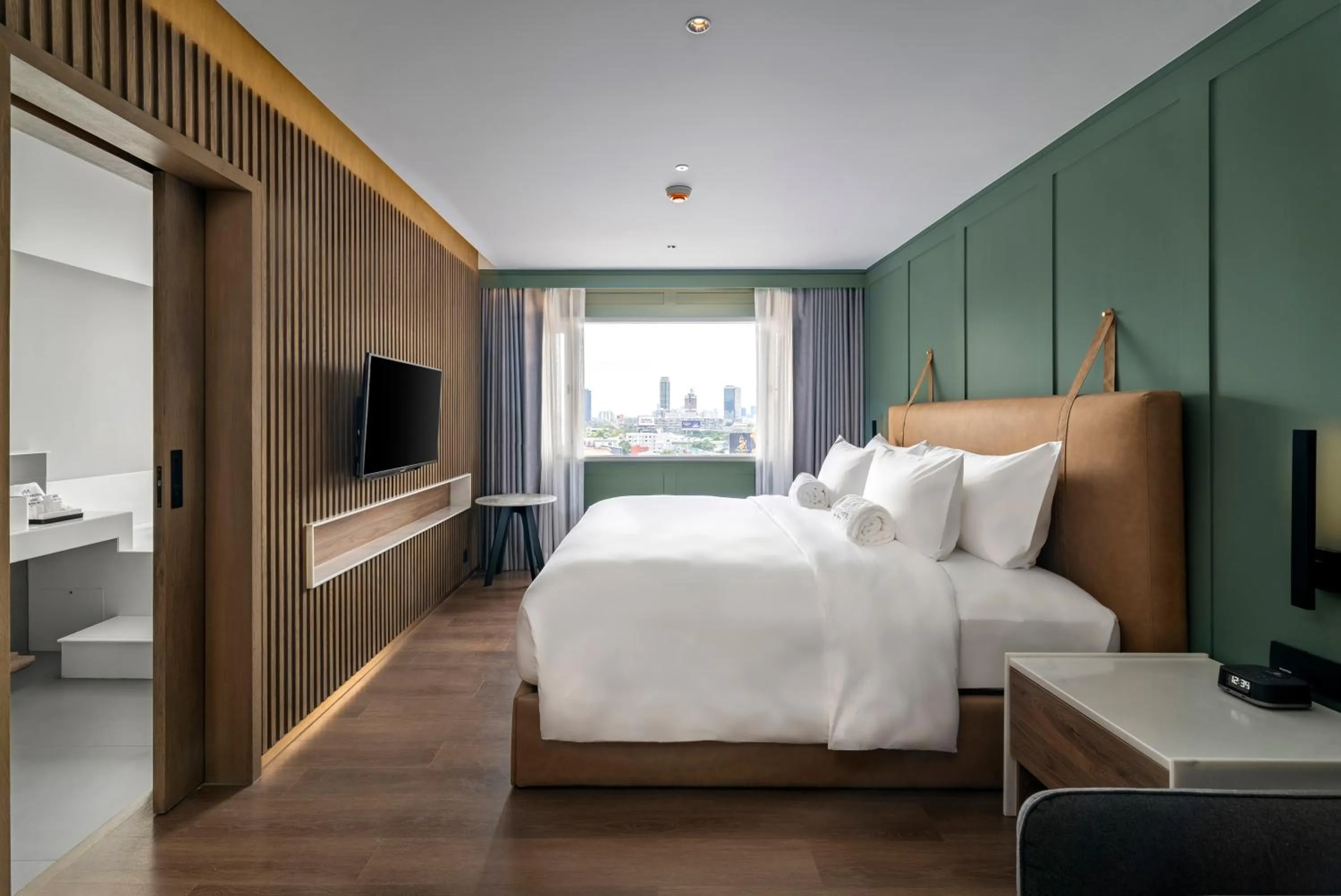 Bedroom, Bed in Maison Hotel Bangkok