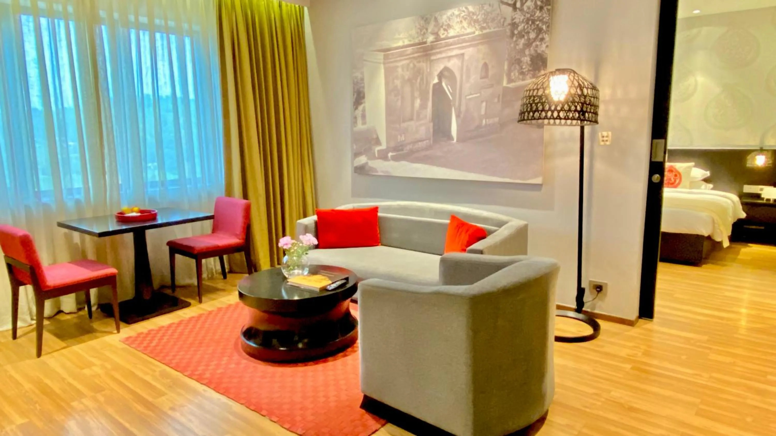 Living room, Bed in Vivanta Guwahati