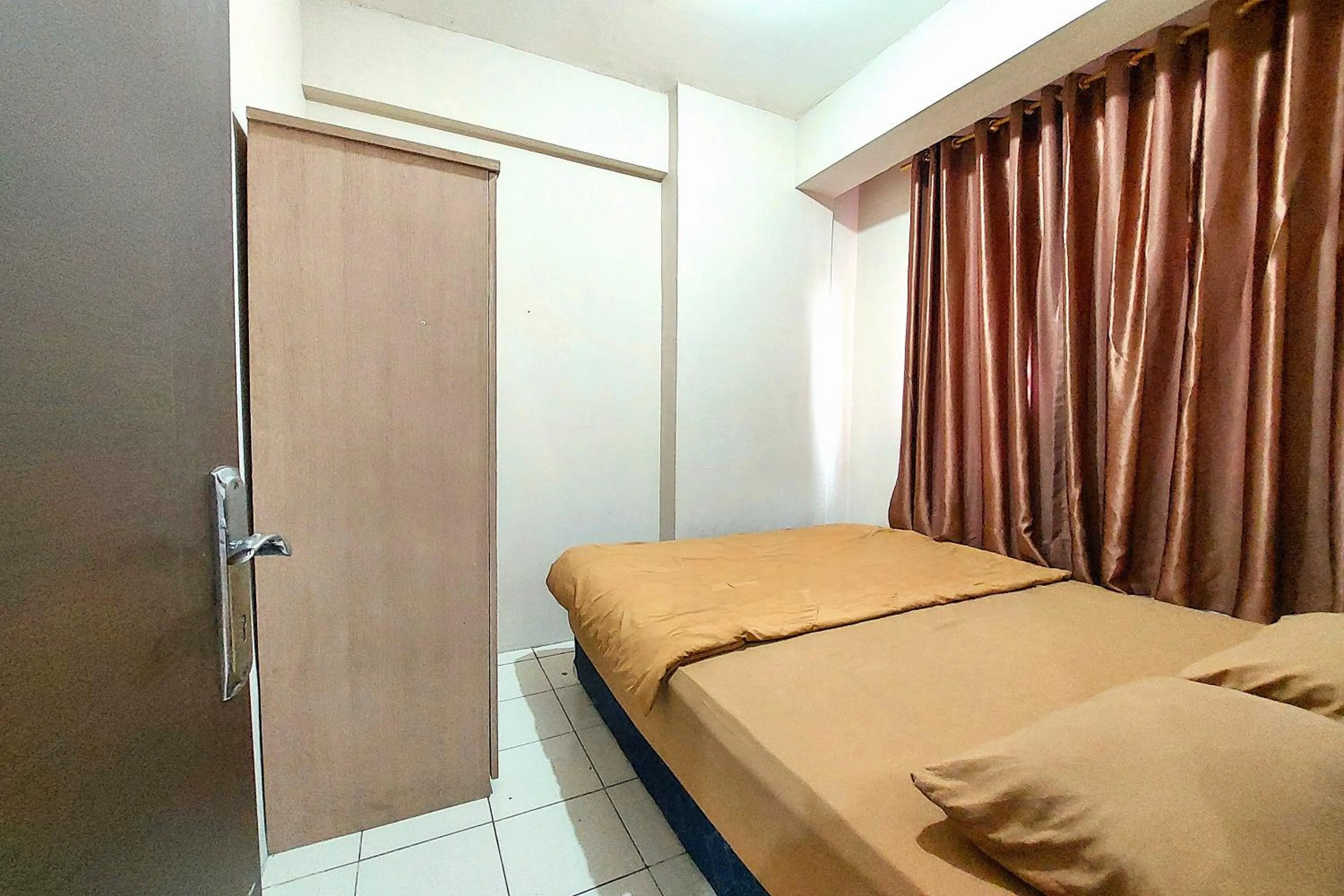 Bed in Adaru Property at Sunter Park View