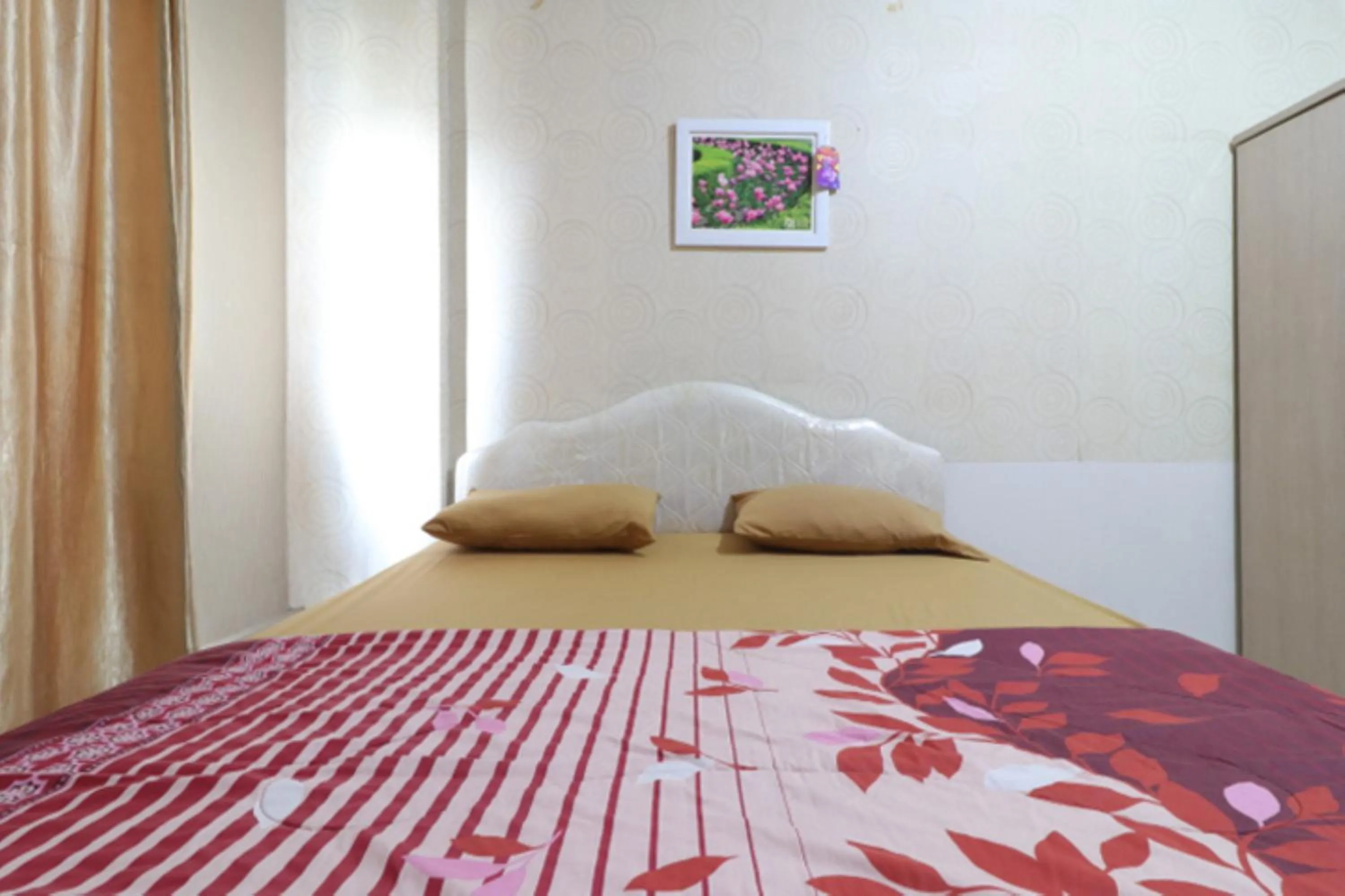 Bedroom, Bed in Adaru Property at Sunter Park View