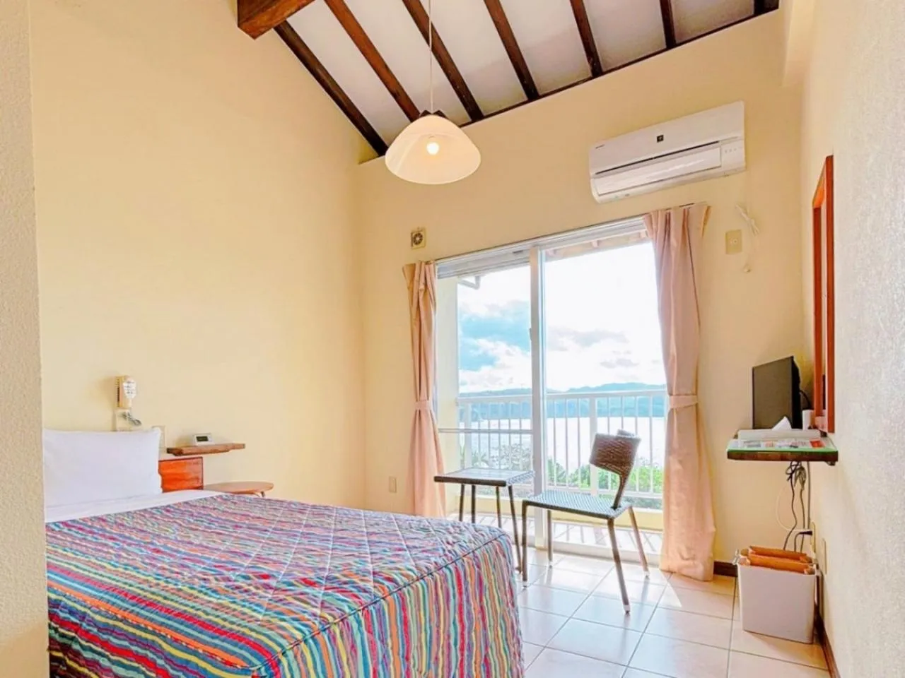 Photo of the whole room, Bed in Ilmare Unarizaki