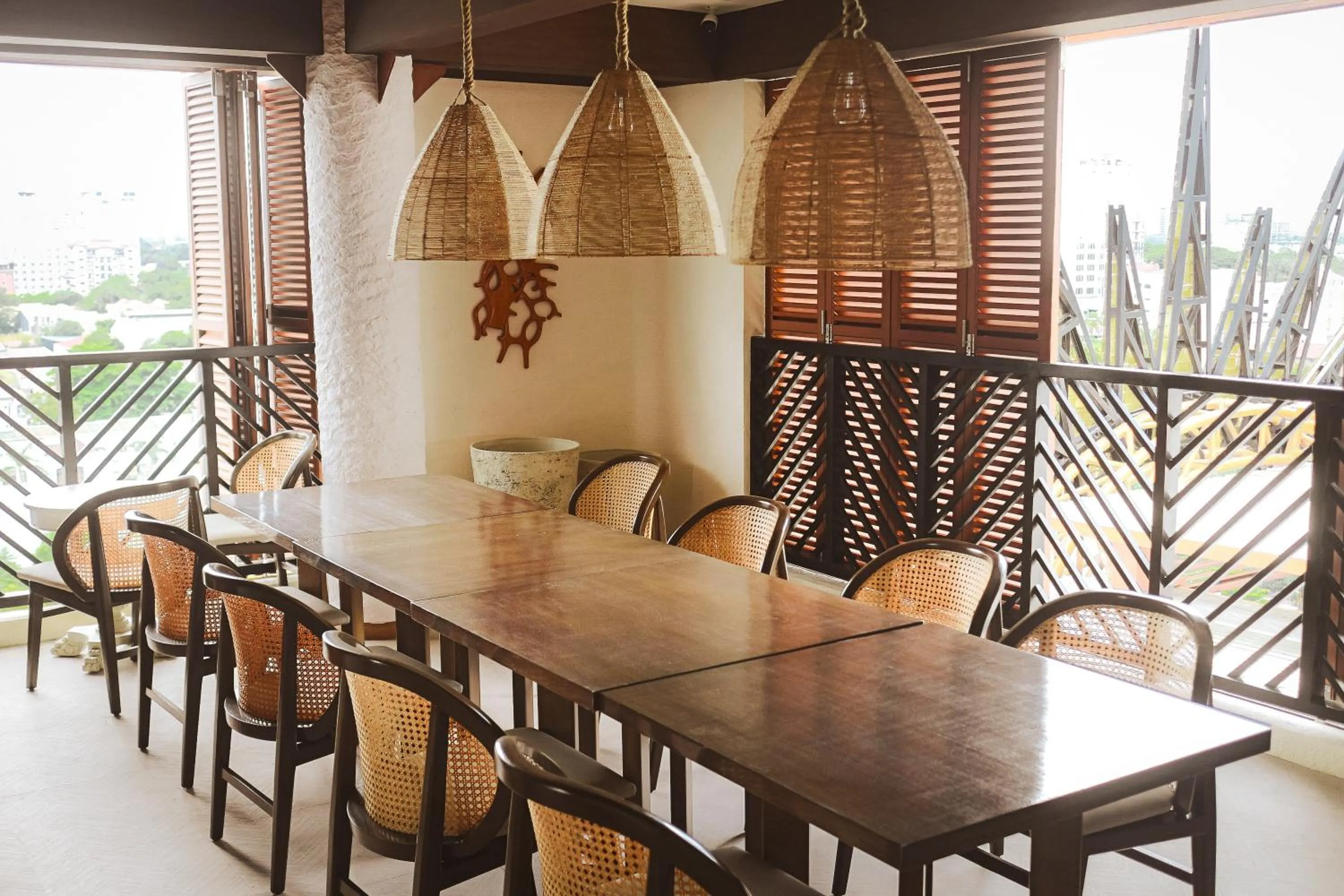 Restaurant/places to eat in Azzurro Hotel