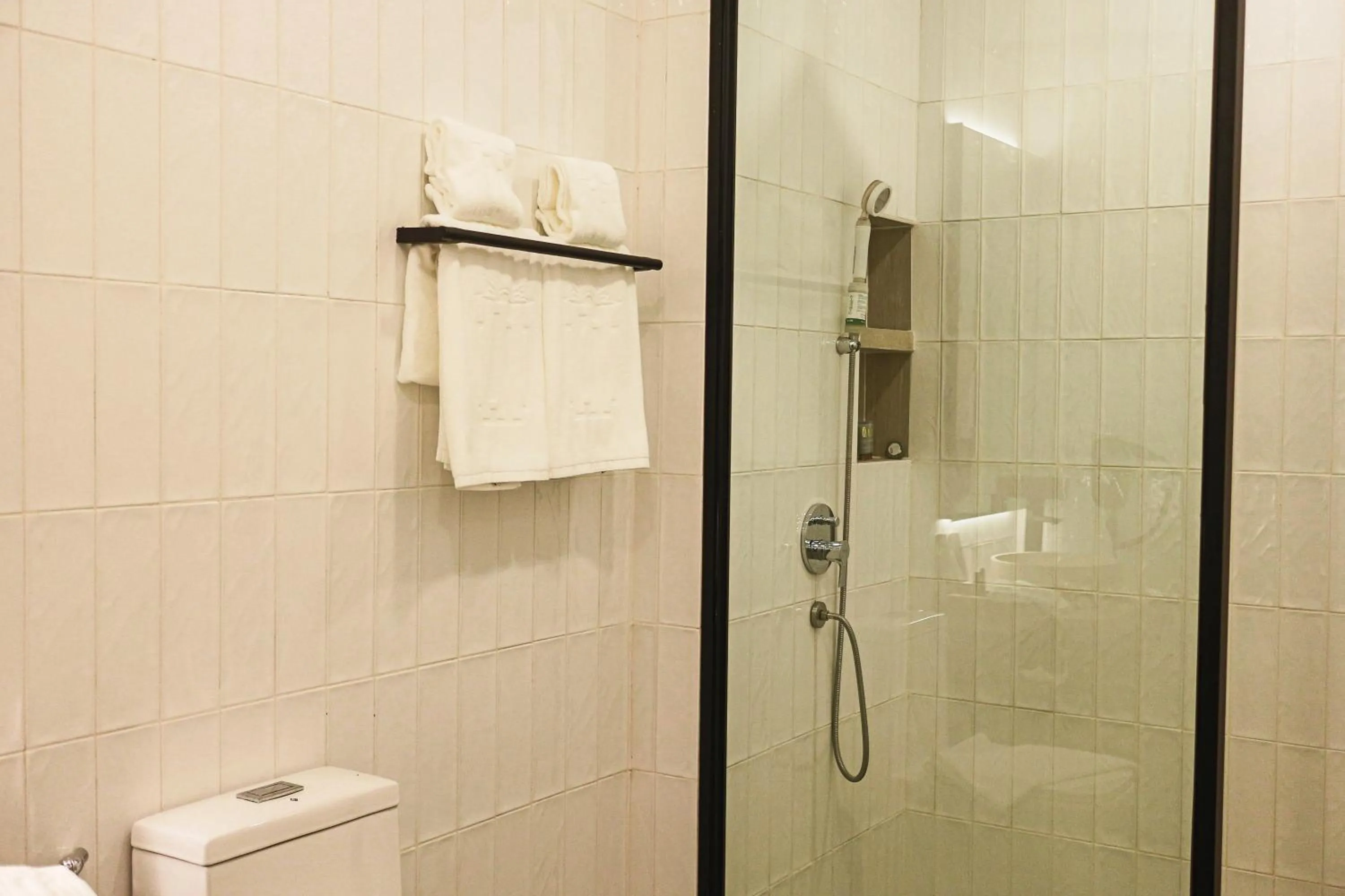 Bathroom in Azzurro Hotel