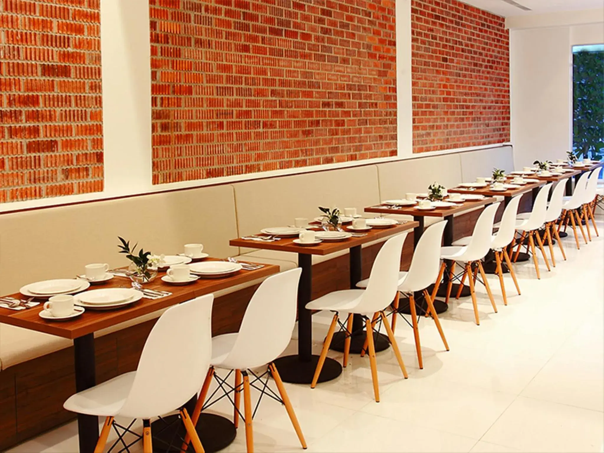 Restaurant/places to eat in Arcadia Hotel Restaurant/places to eat in Arcadia Hotel