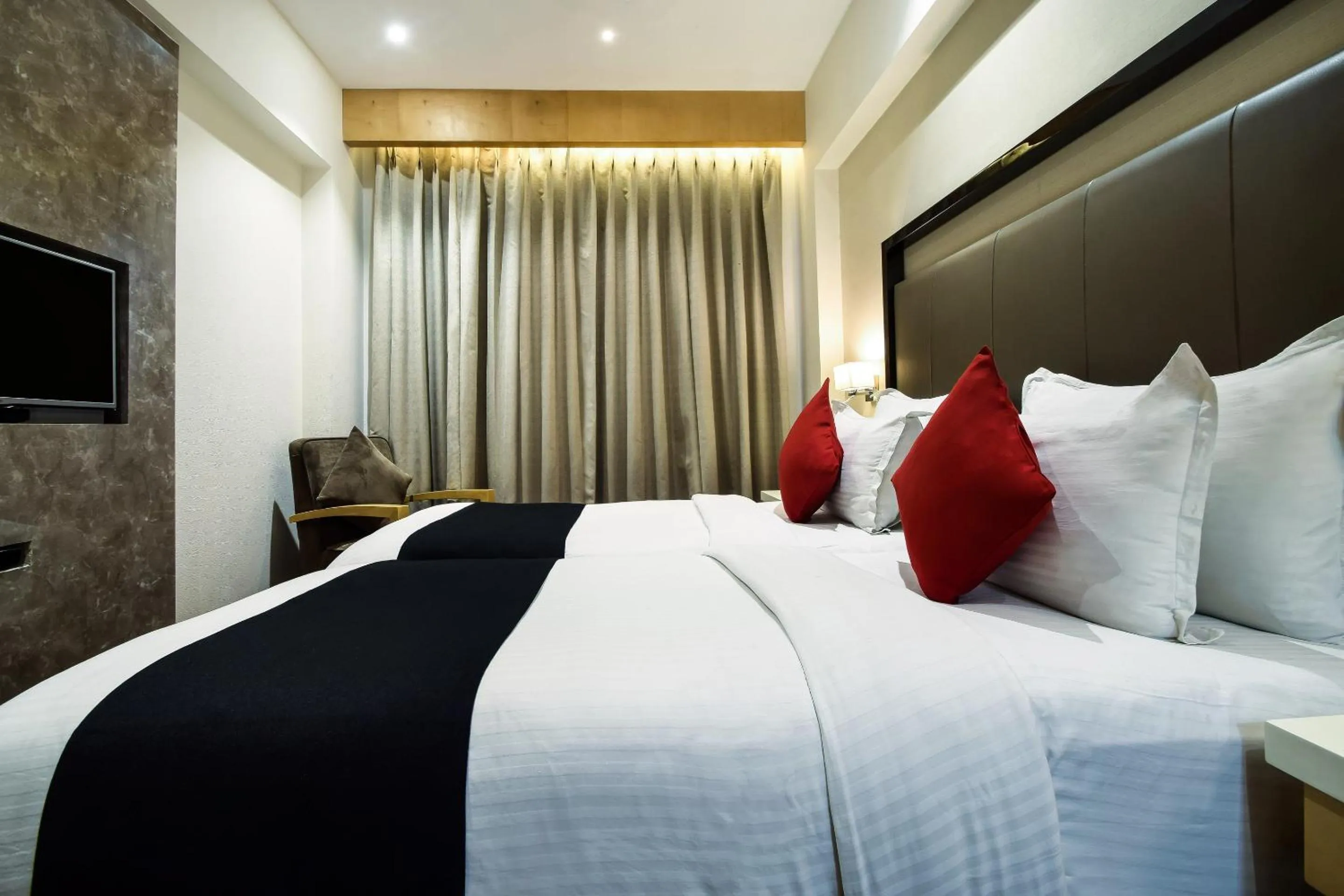 Bedroom, Bed in Varju Villa