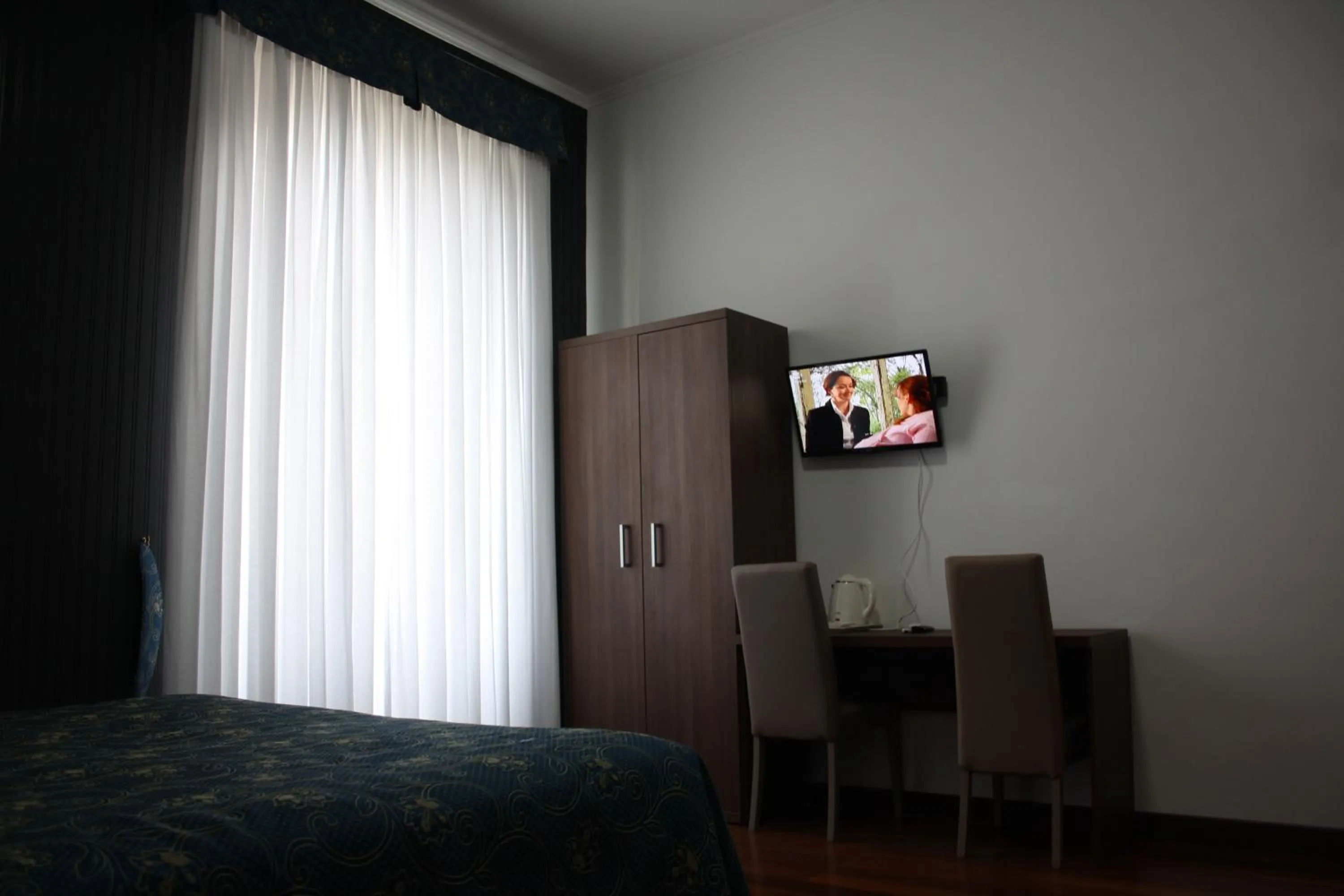 TV and multimedia, Bed in Marziah Inn