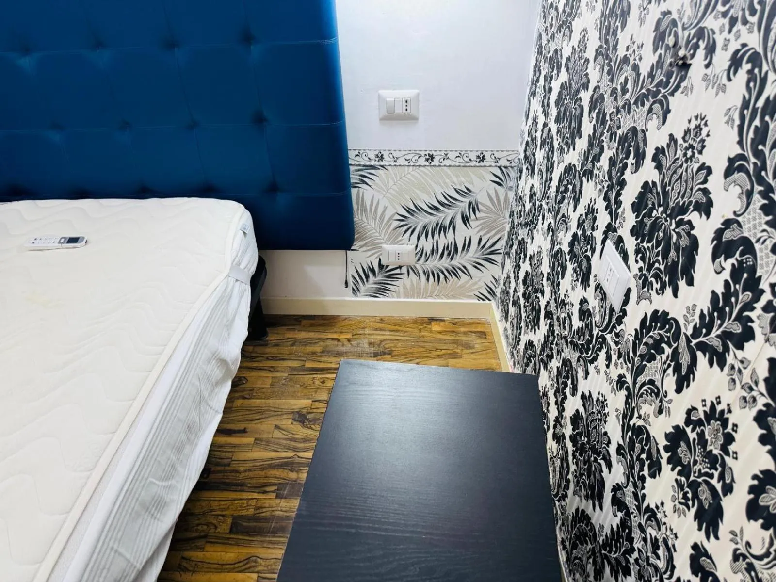 Bedroom, Bed in Marziah Inn