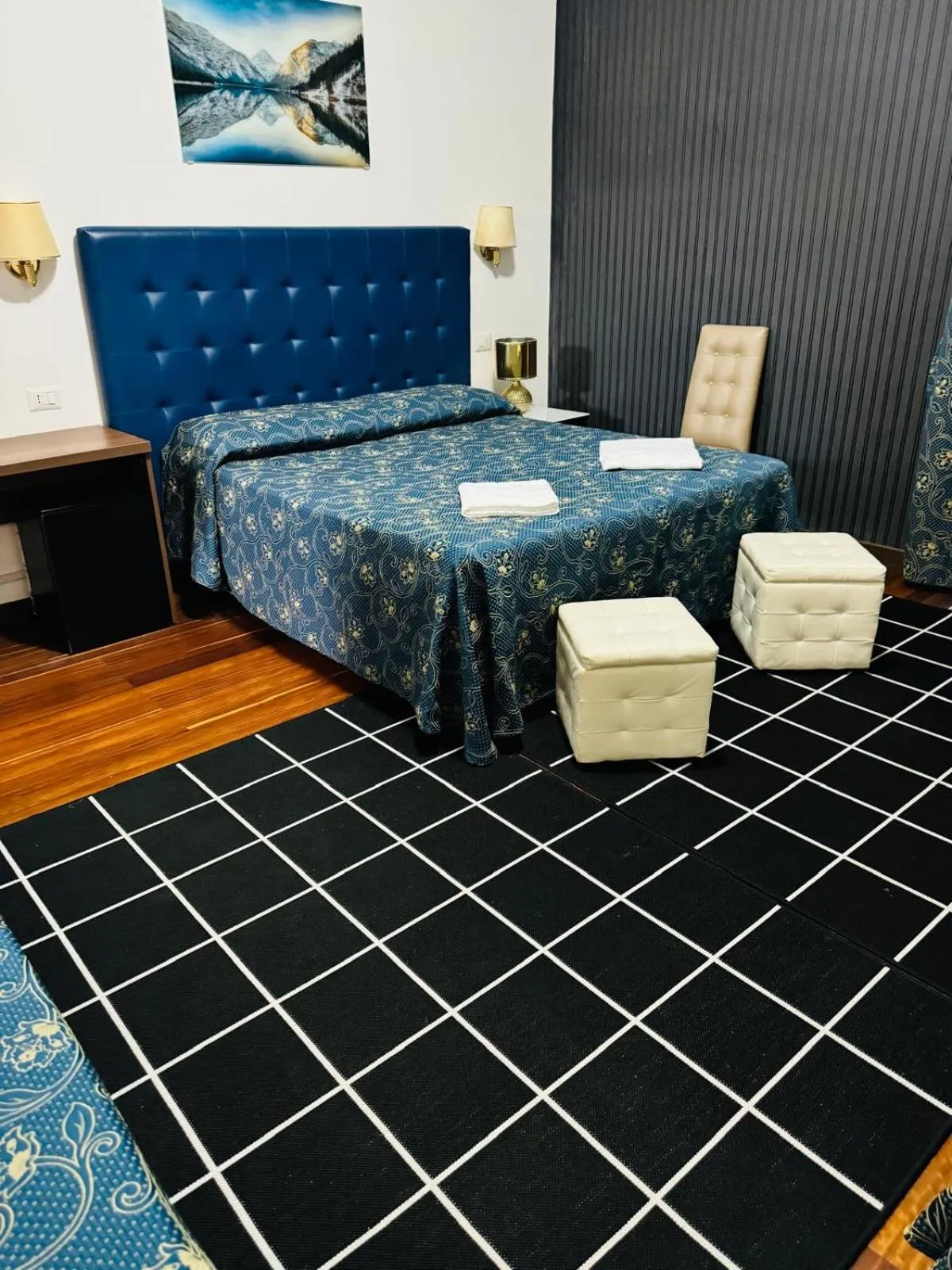 Bedroom, Bed in Marziah Inn