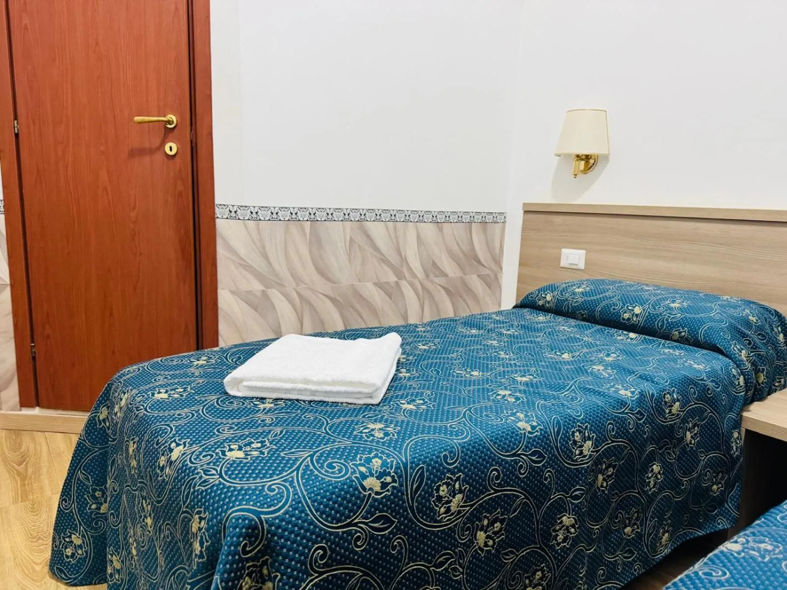 Bedroom, Bed in Marziah Inn