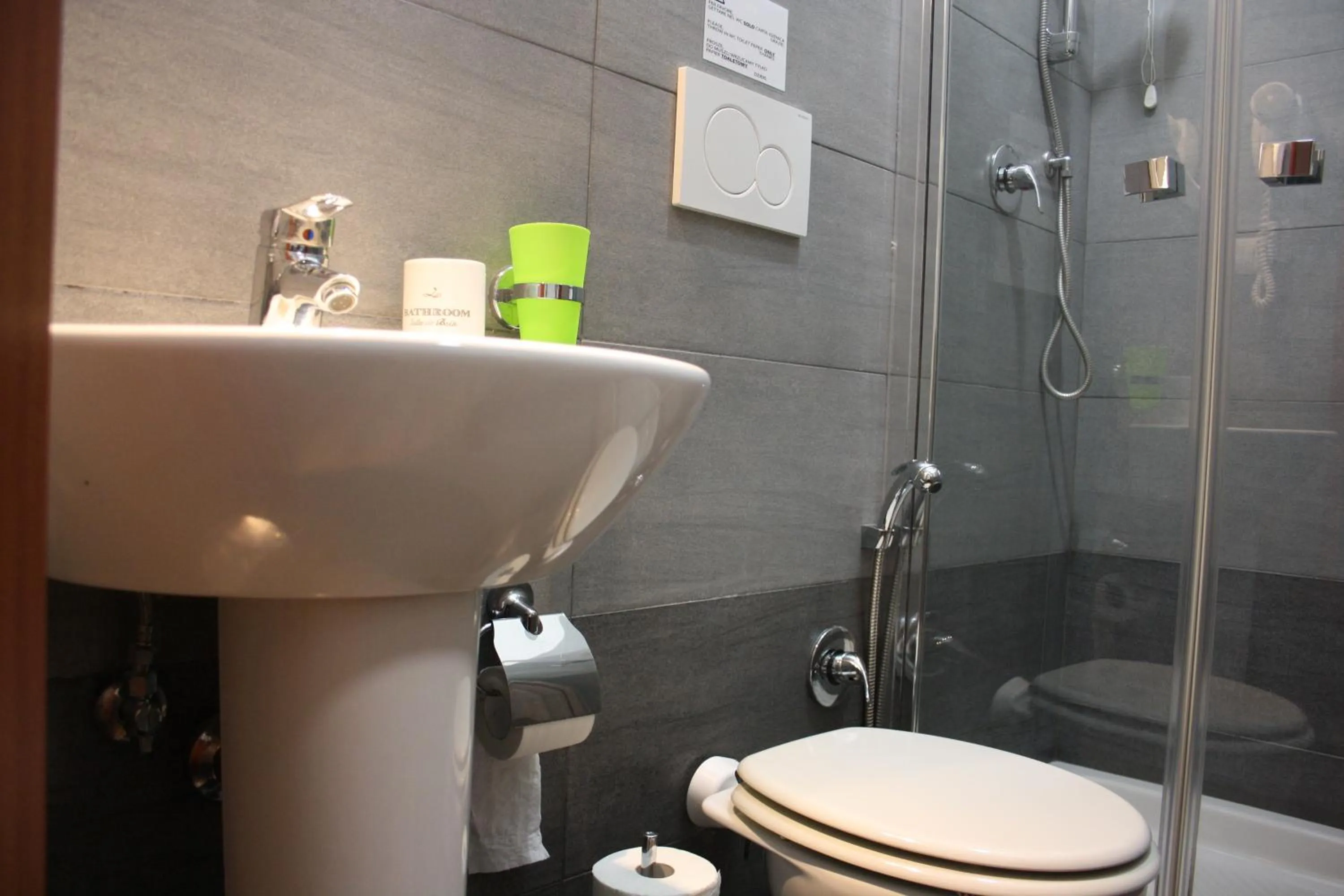 Shower in Marziah Inn