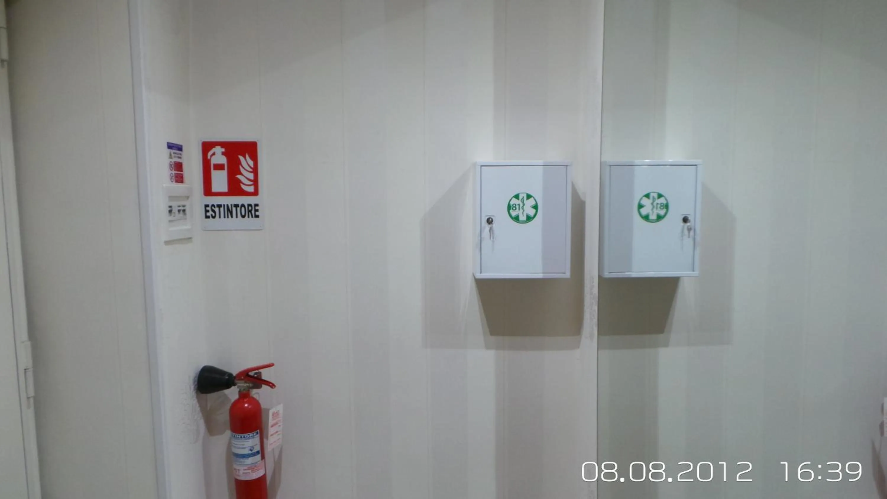 Logo/Certificate/Sign in Marziah Inn