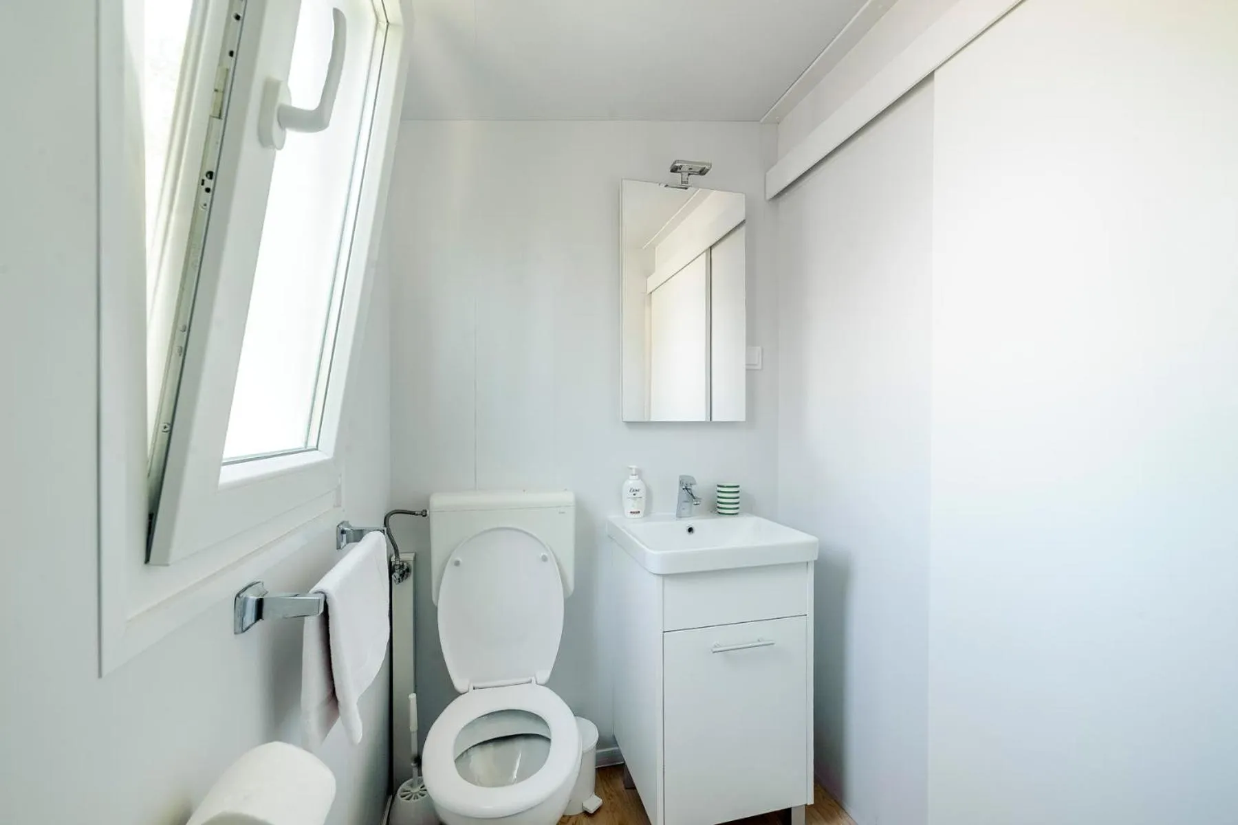 Bathroom in Mobile Homes Holiday Olive Garden