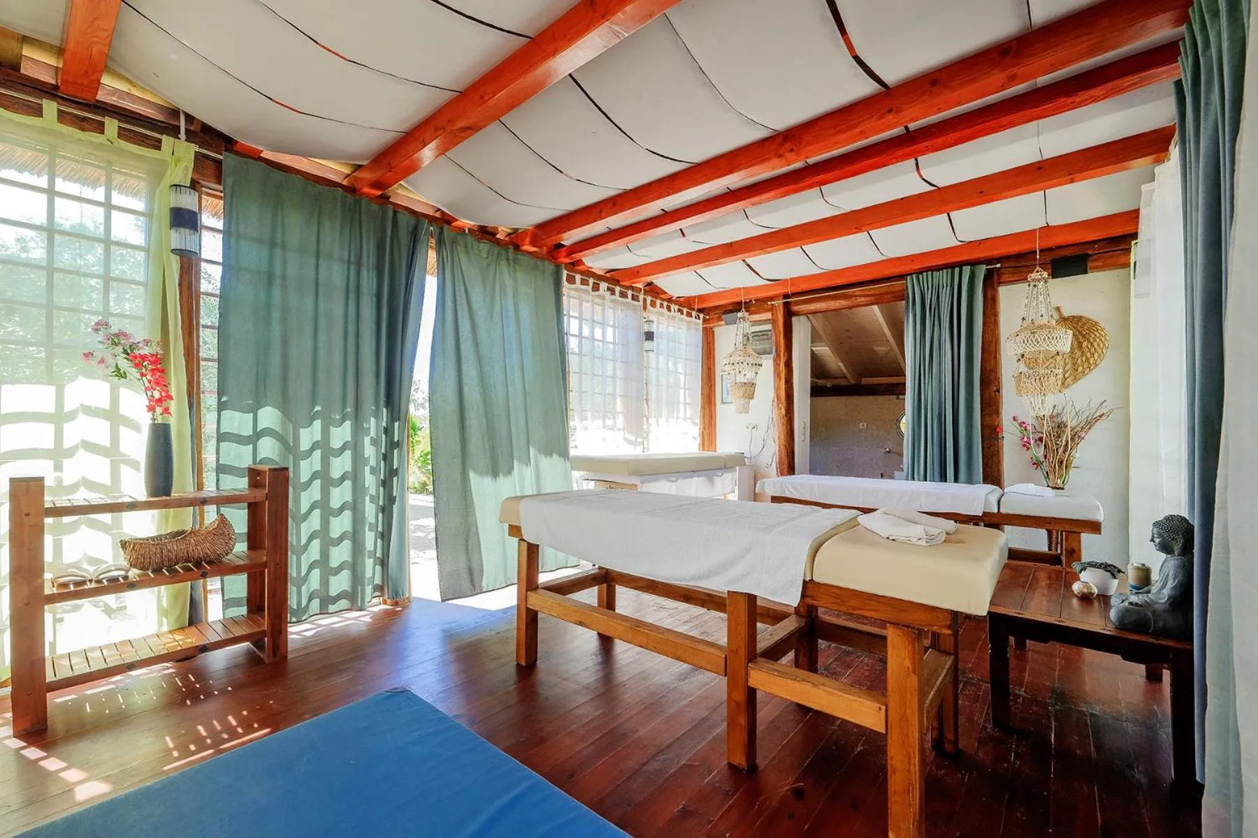 Massage in Mobile Homes Holiday Olive Garden