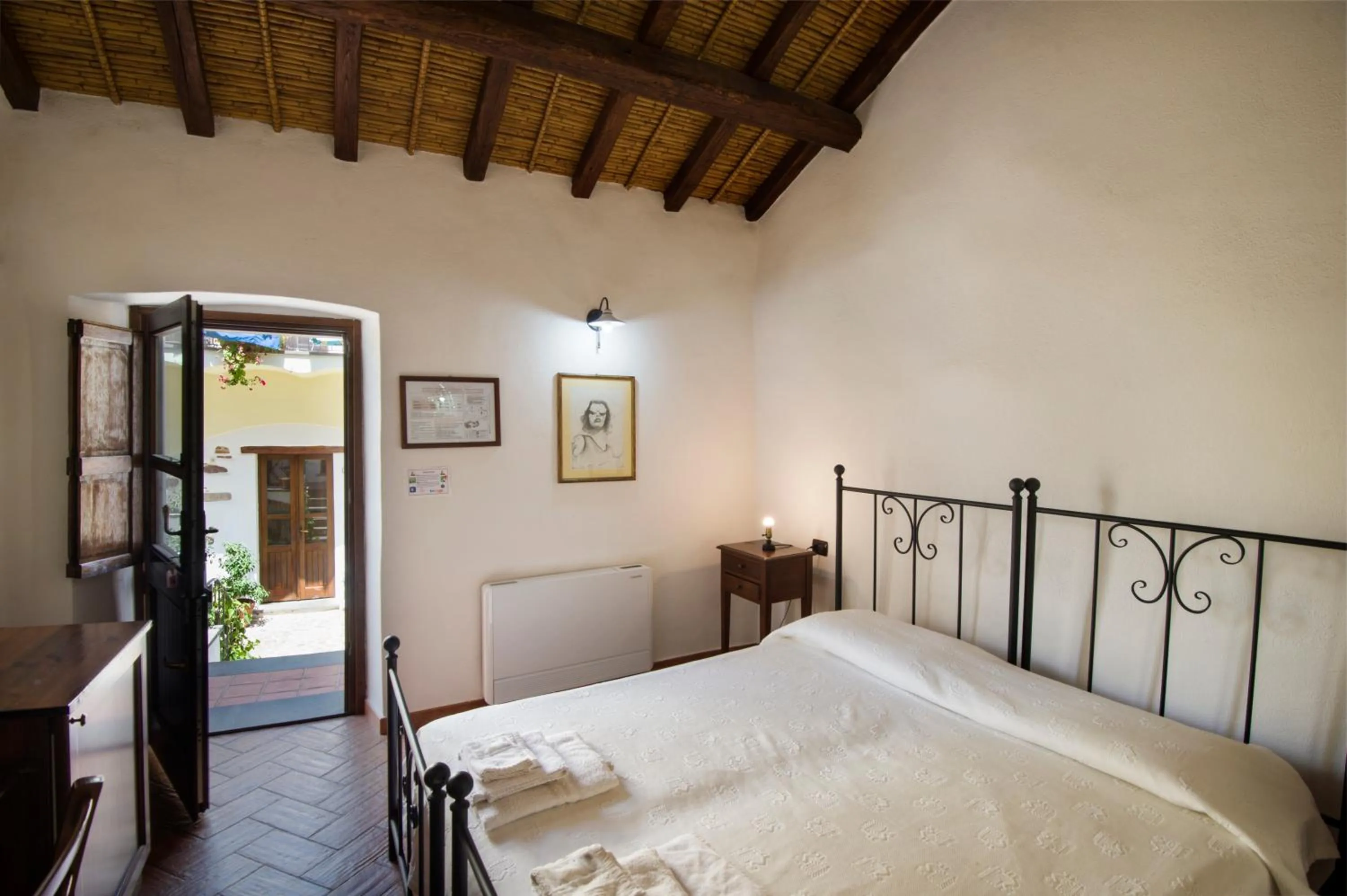 Bed in Antico Borgo